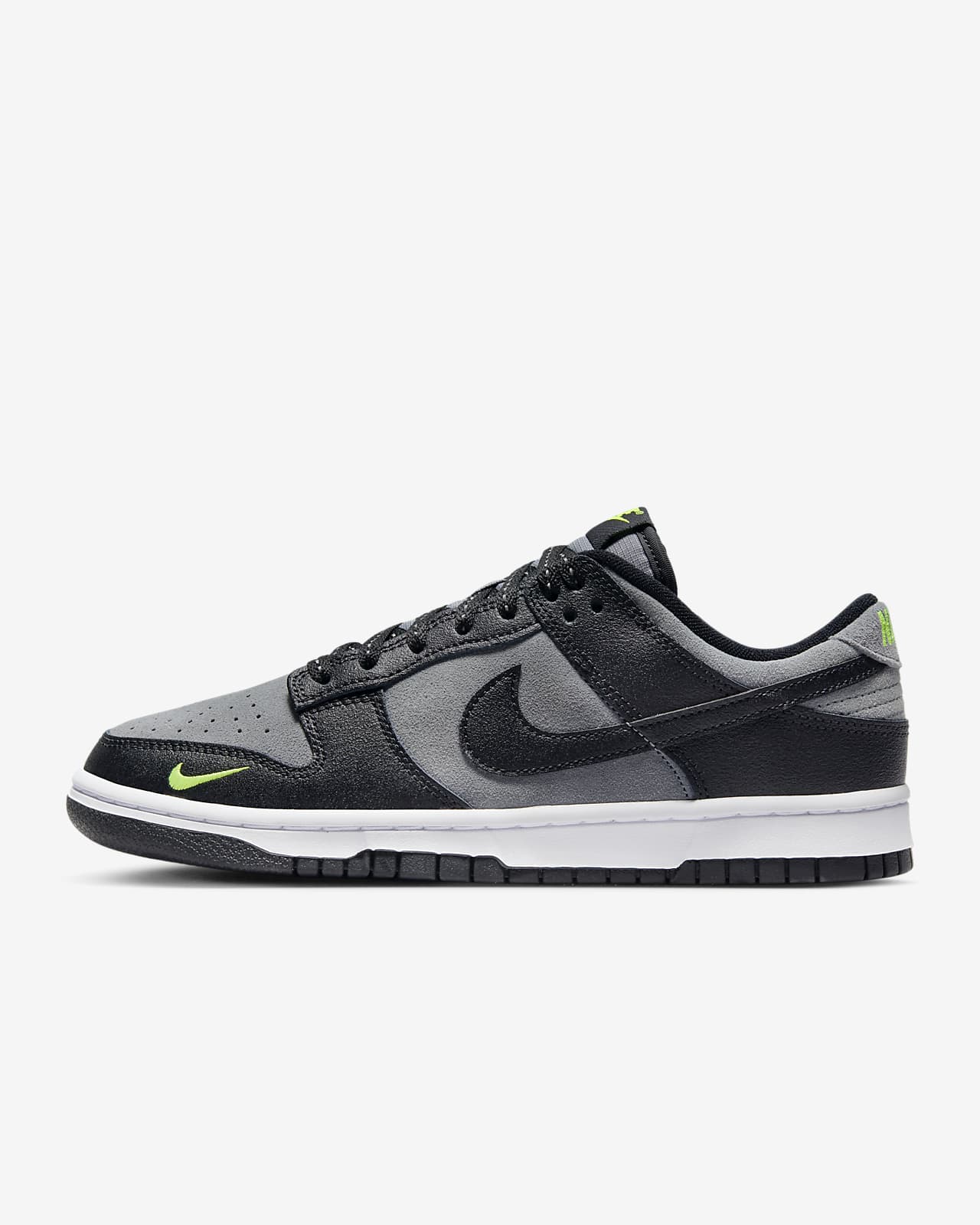 Nike Dunk Low Men's Shoes. Nike UK
