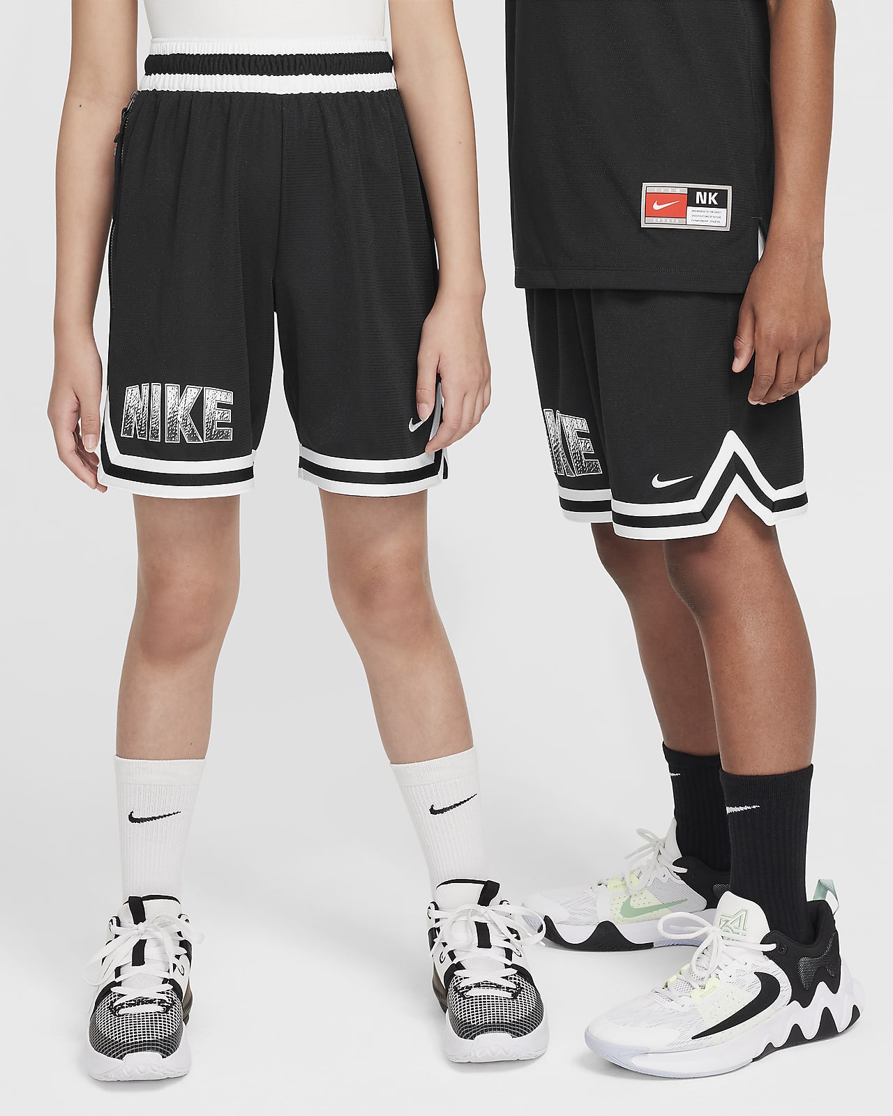 Nike DNA Culture of Basketball Dri-FIT basketbalshorts voor kids