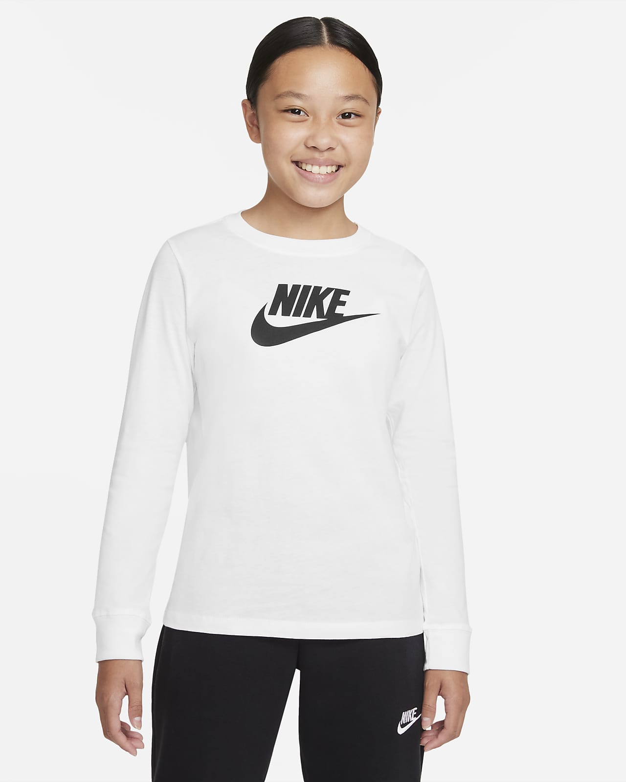 Nike Sportswear Older Kids' (Girls') Long-Sleeve T-Shirt