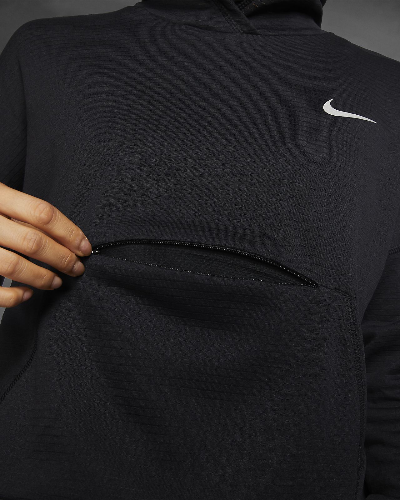 women's nike therma hoodie