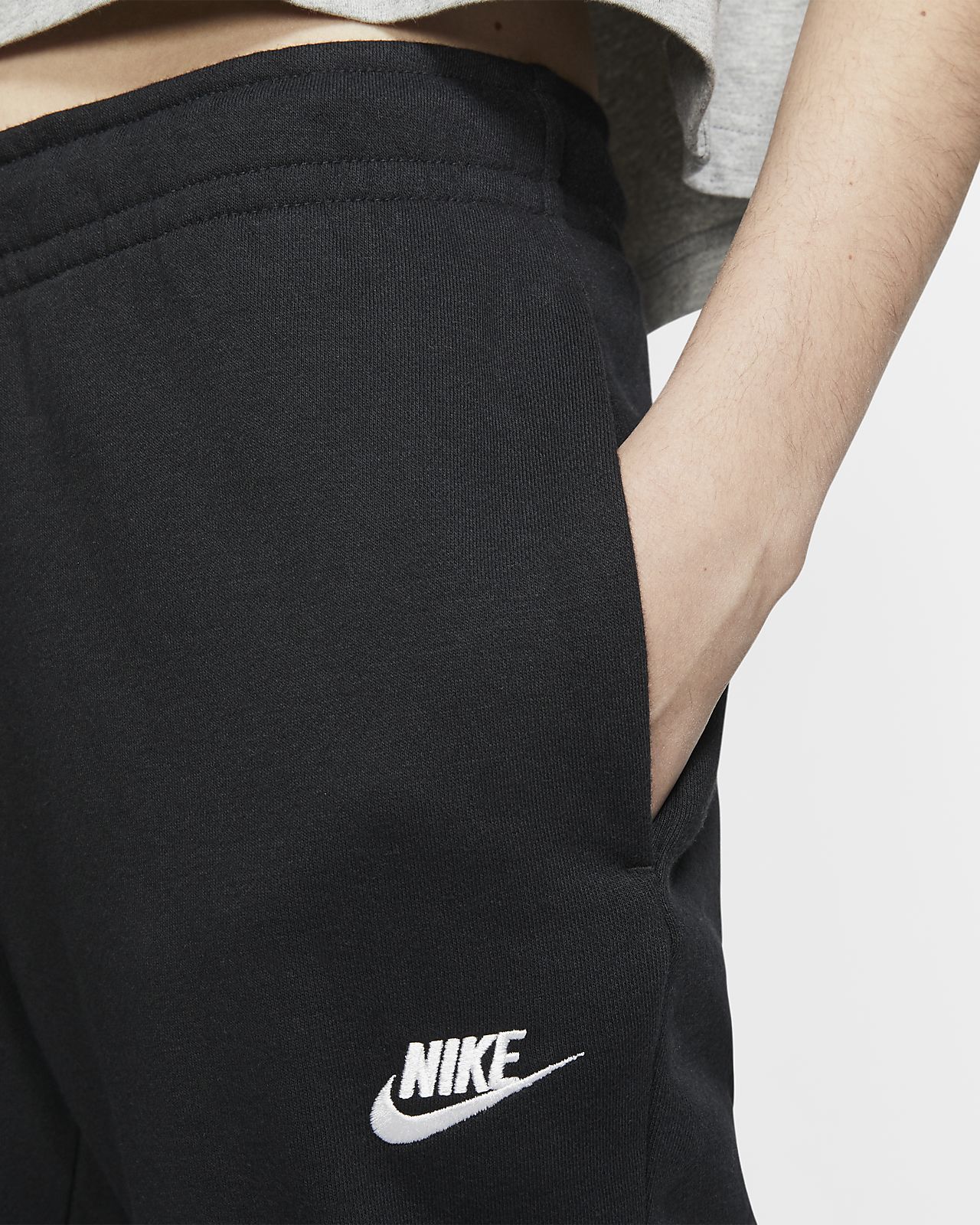 nike essential shorts