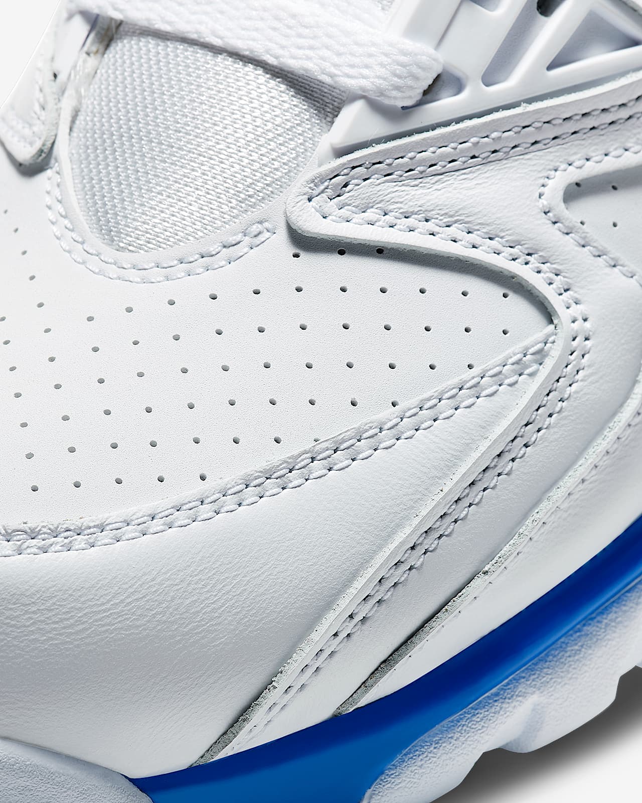 nike air force cross trainer