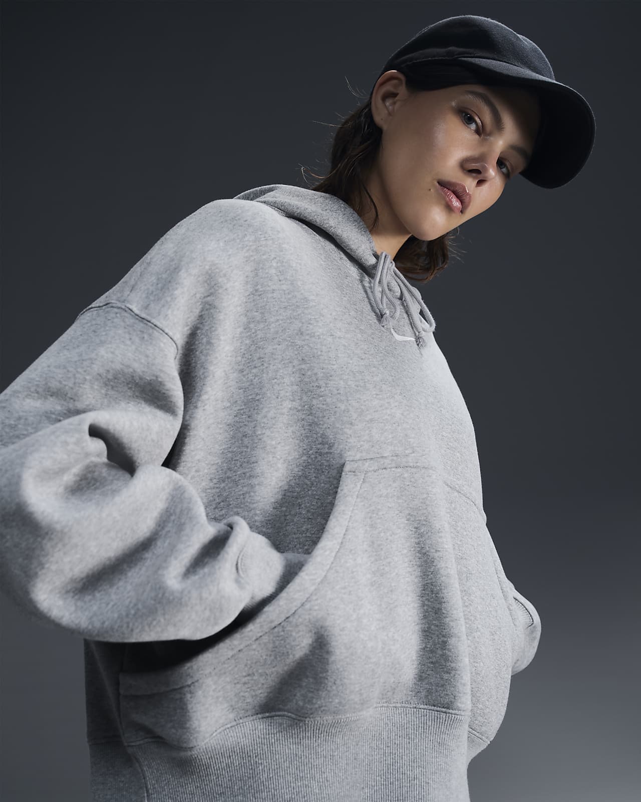 Nike Sportswear Phoenix Fleece Ekstra Bol Kesimli Kadın Kapüşonlu Sweatshirt'ü