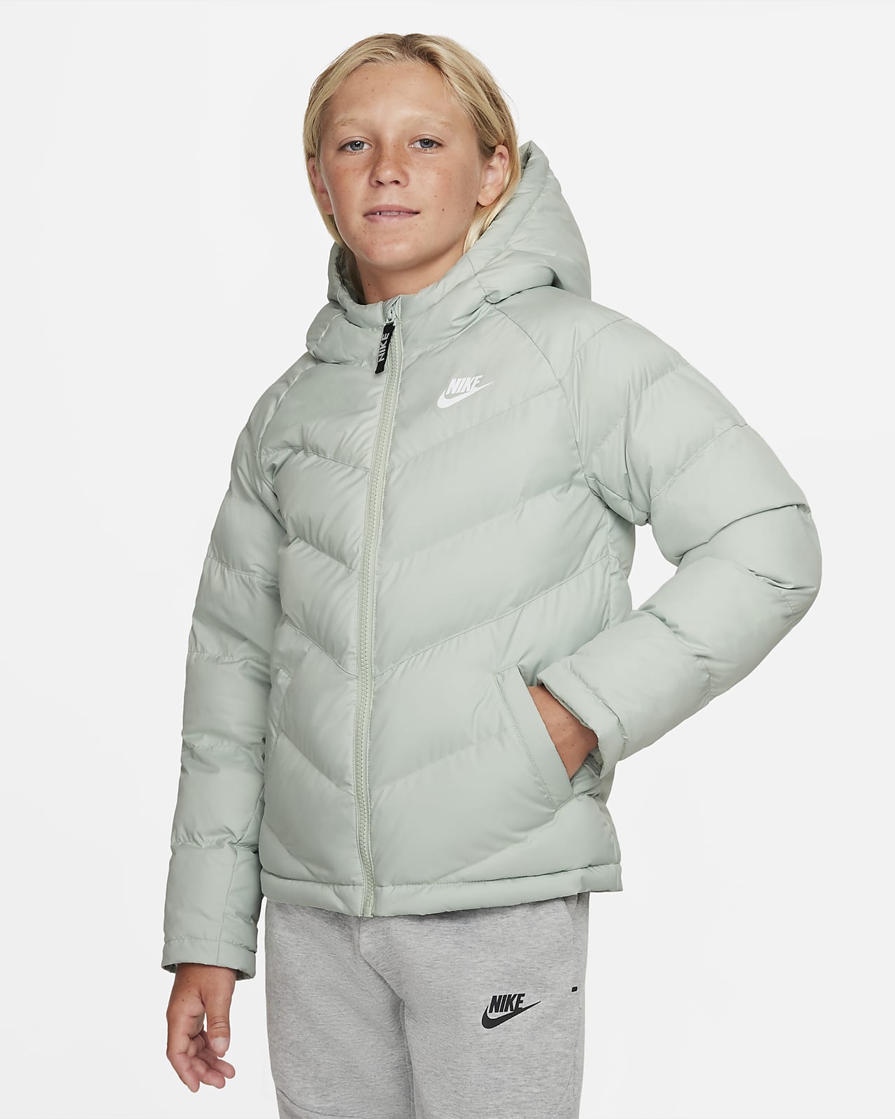 Nike Sportswear-jakke med syntetisk fyld til store børn