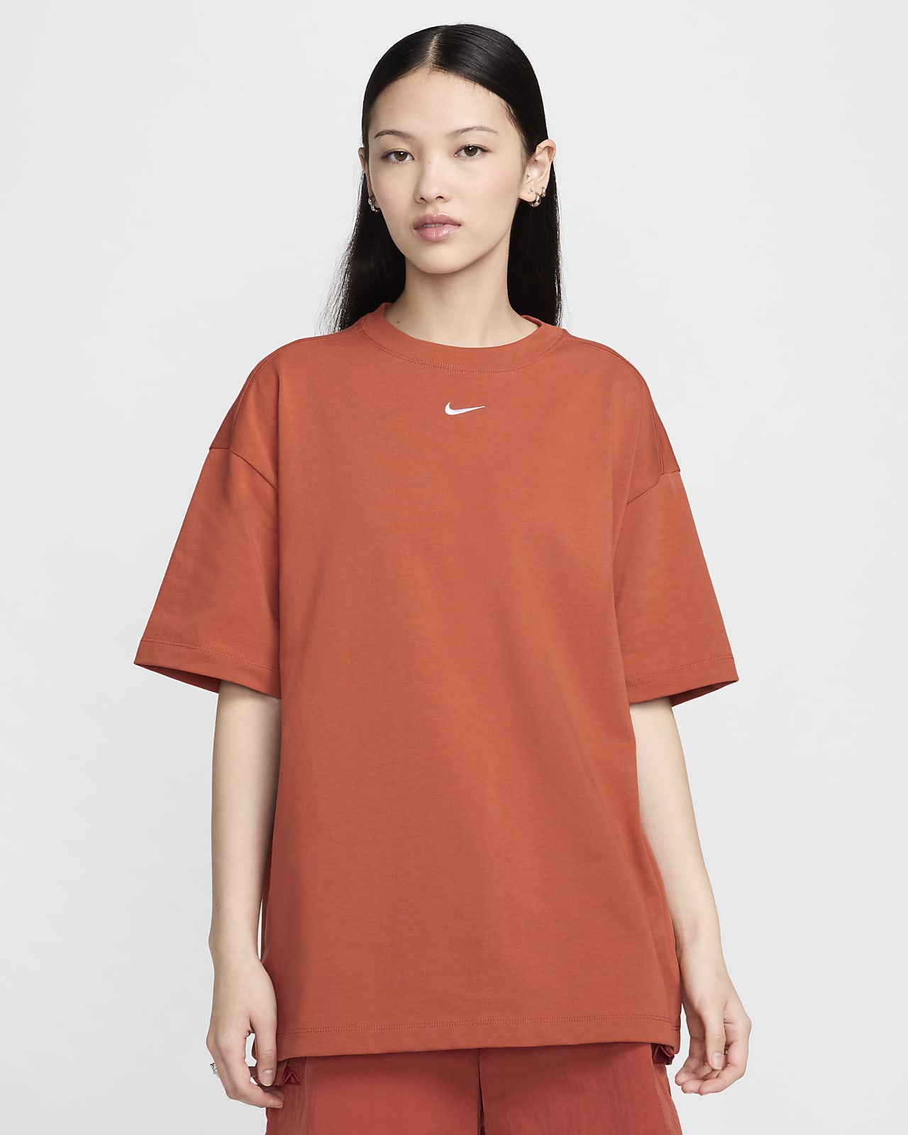 Nike Sportswear Essential Women's Oversized short-sleeve T-Shirt