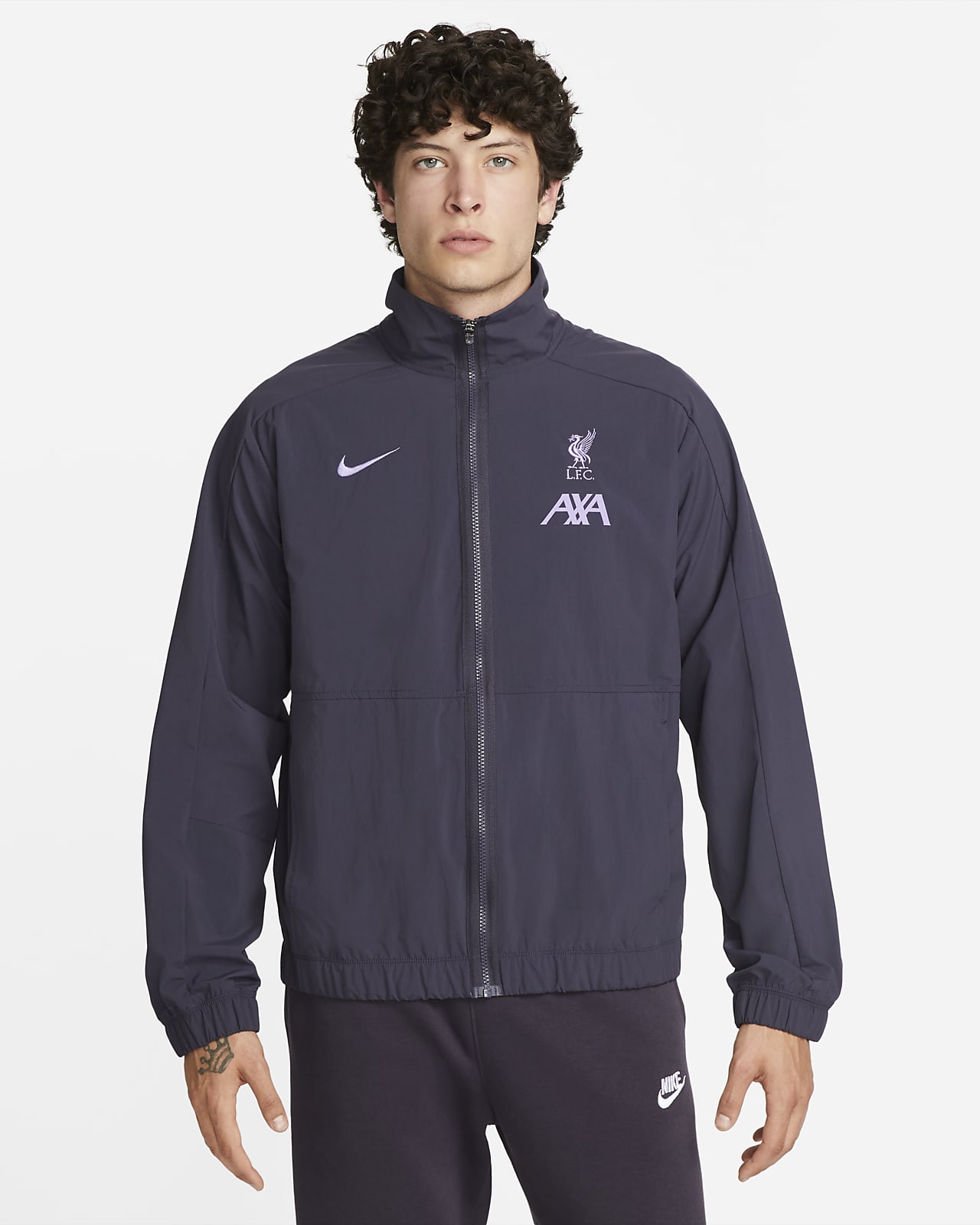 Męska kurtka piłkarska z tkaniny Nike Liverpool FC Revival (wersja trzecia)