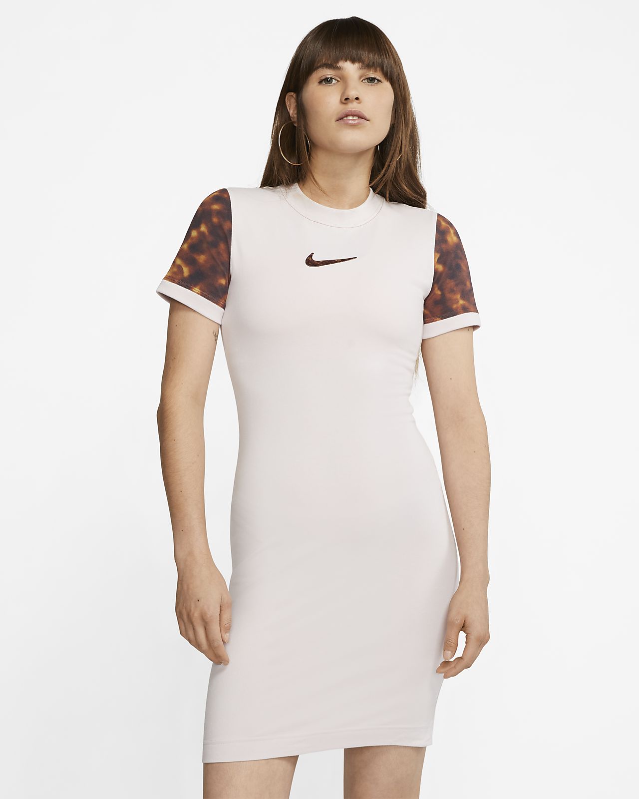 nike casual dress