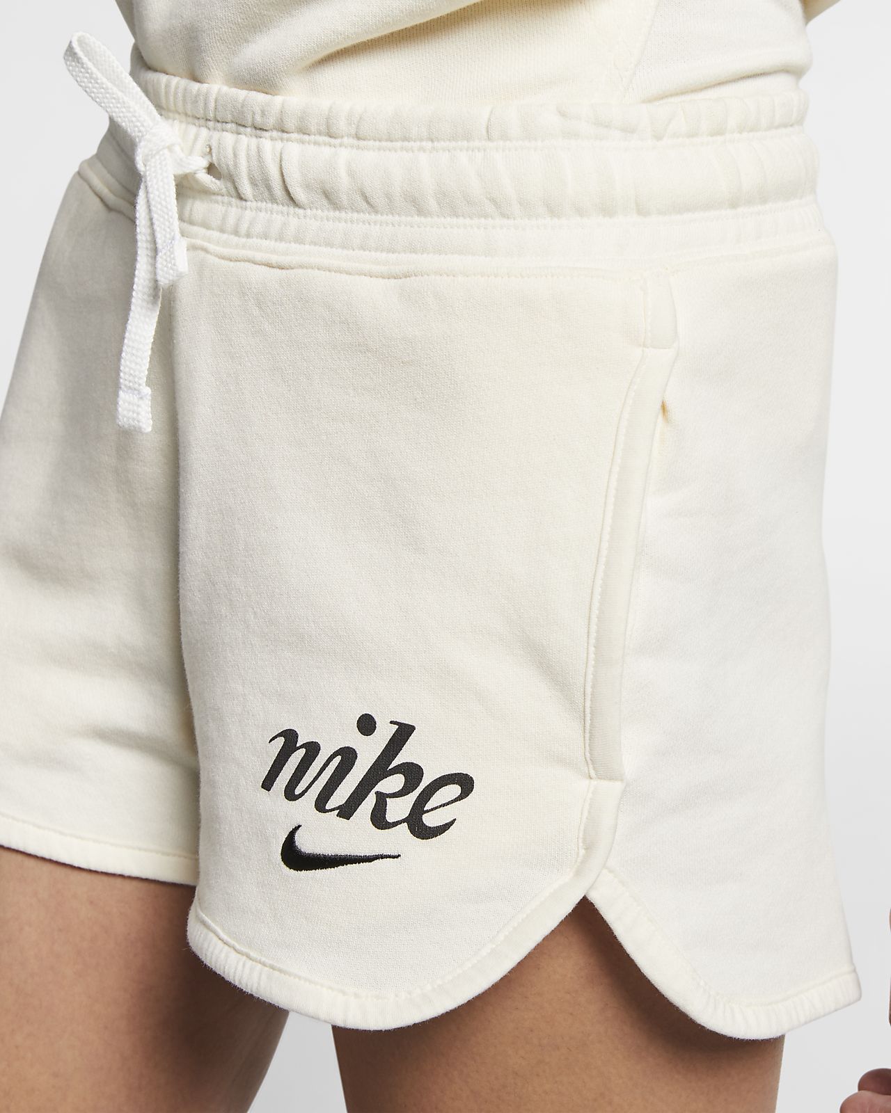 nike beige shorts