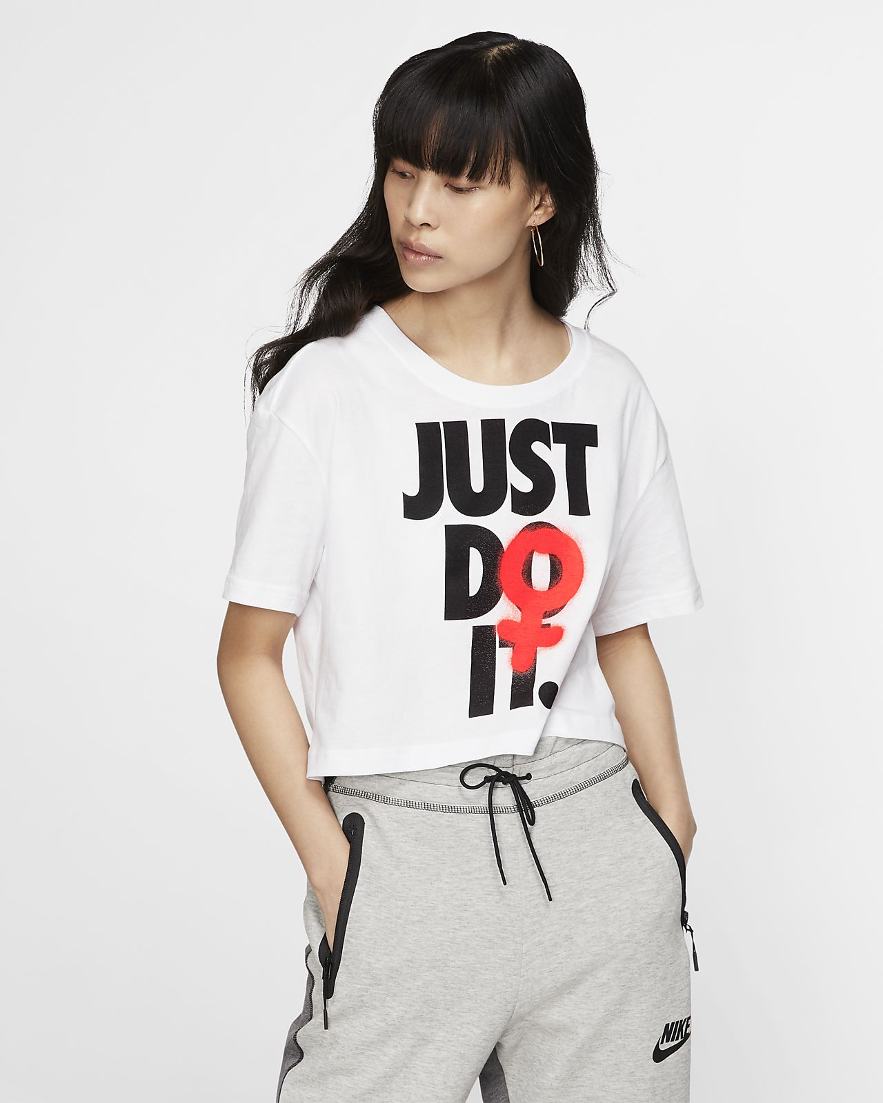 cropped nike t shirt