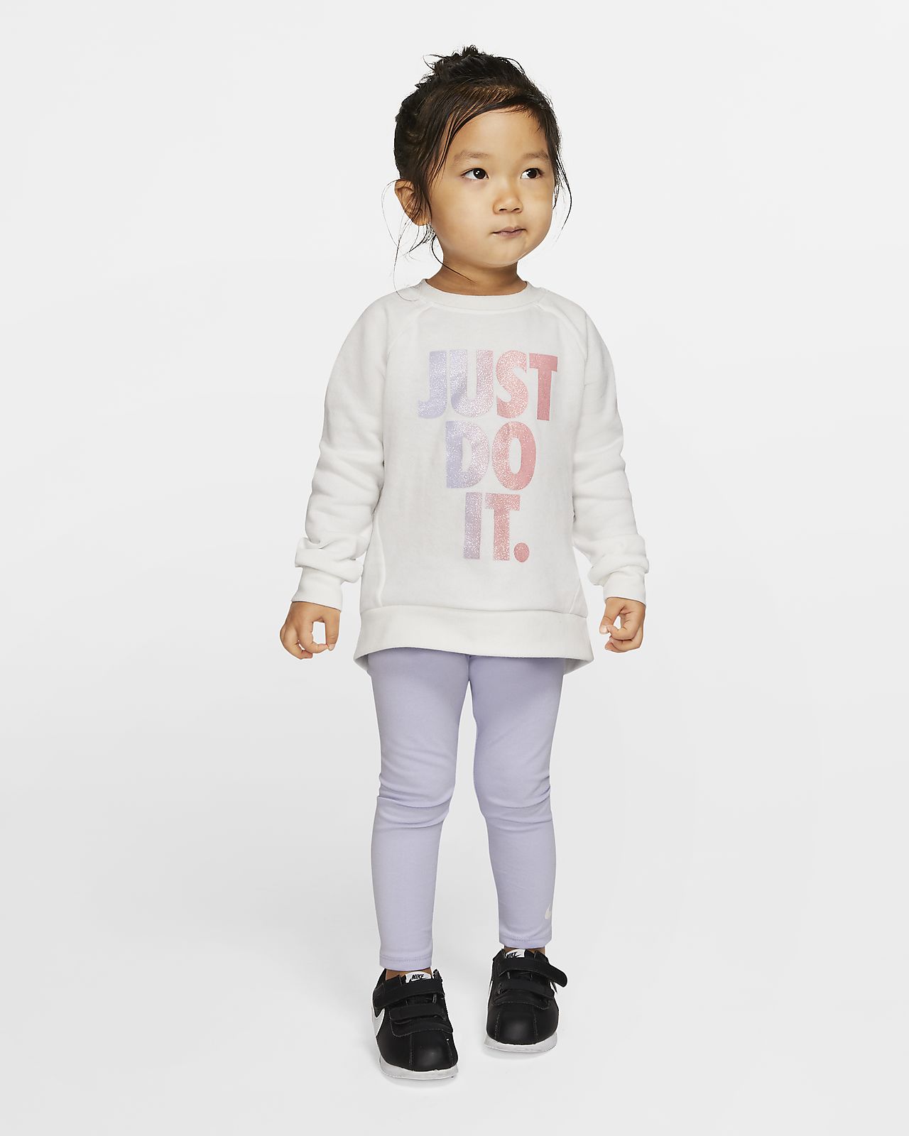 nike shirt and leggings