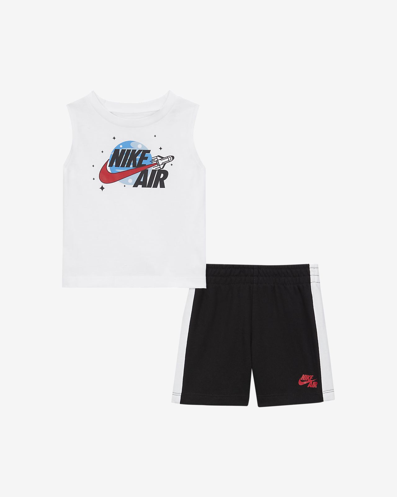 nike shorts and top