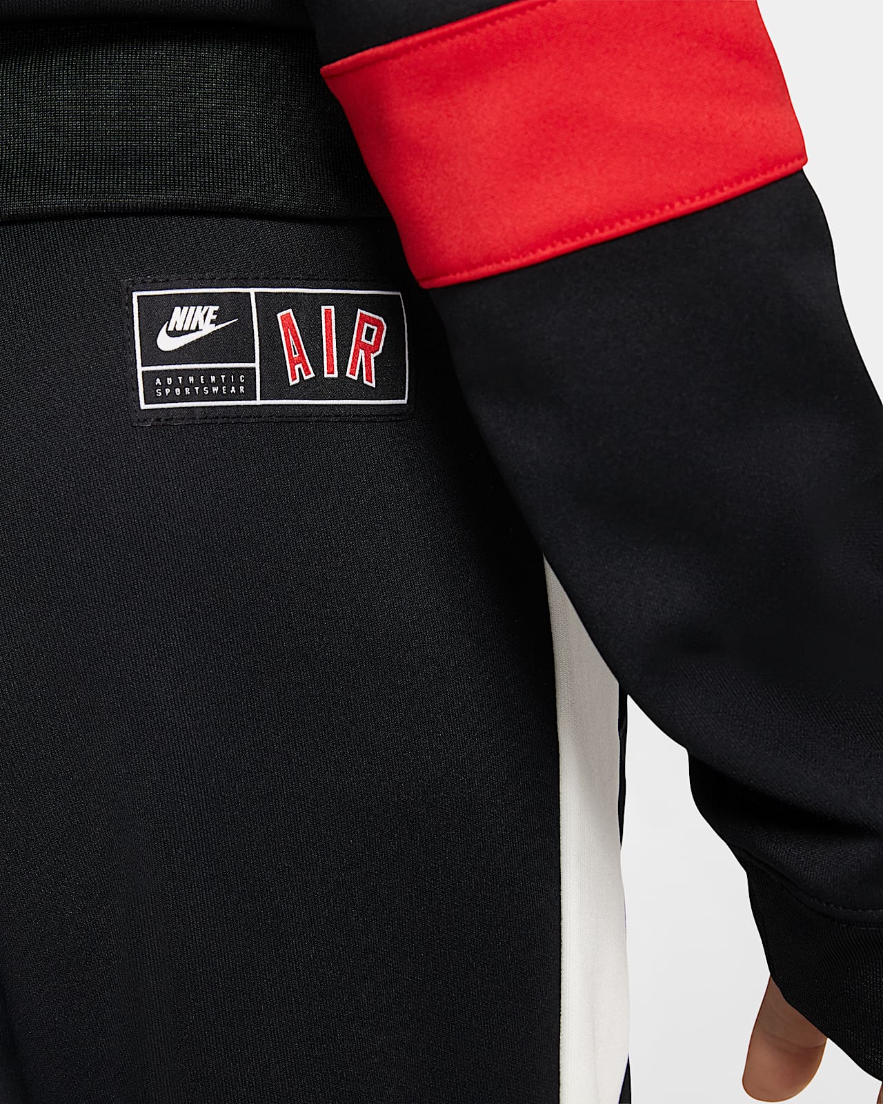 nike older boys tracksuit