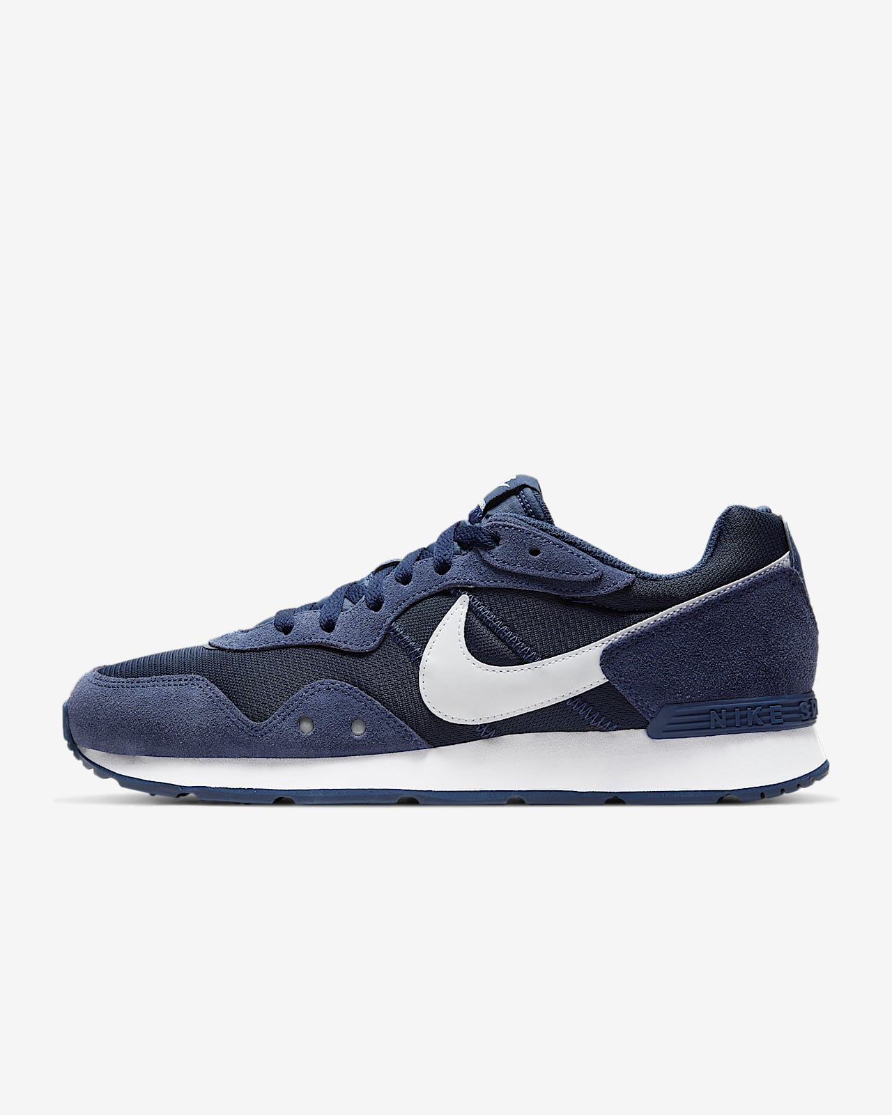 nike men's venture runner sneaker tan