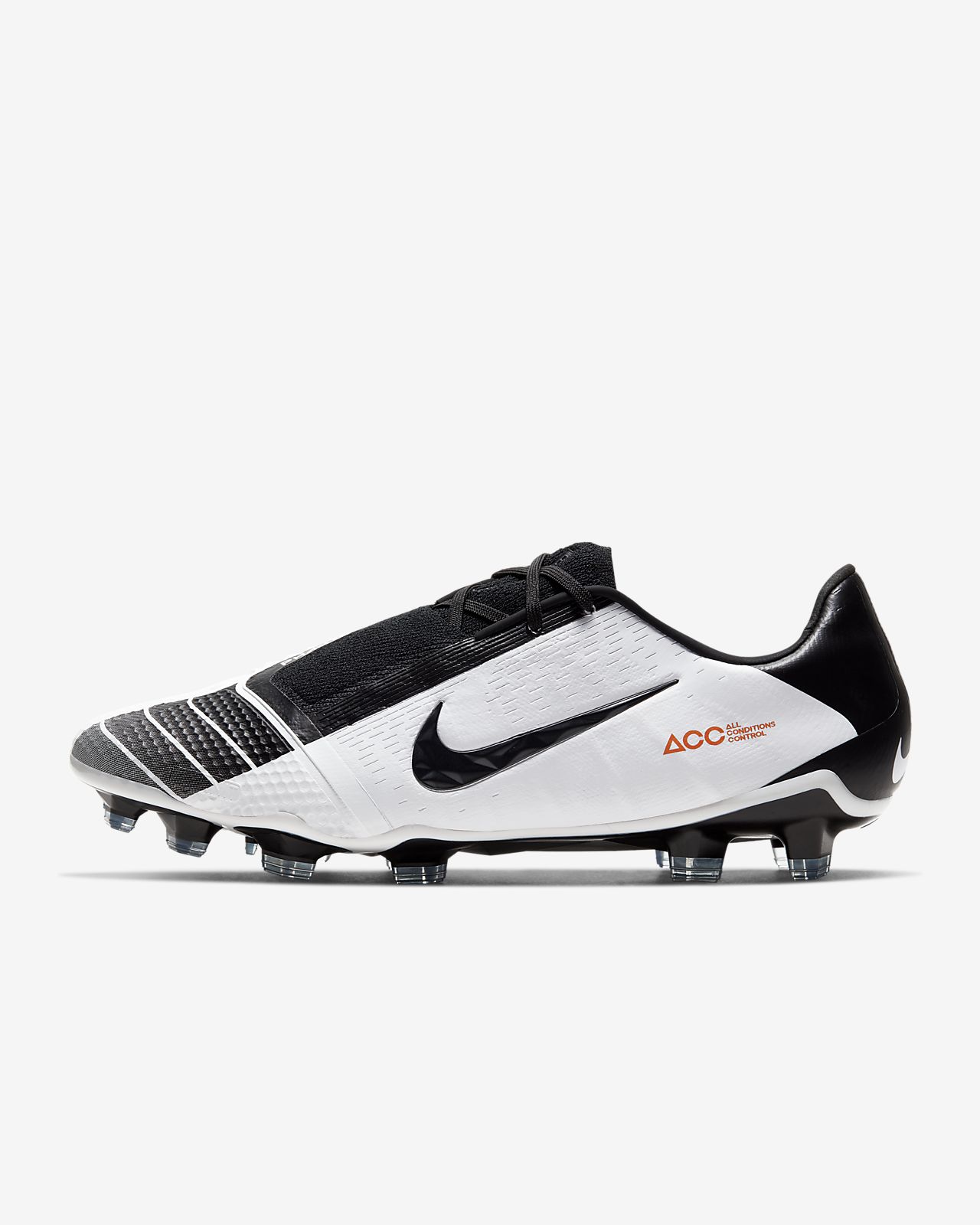 nike crampons moulés