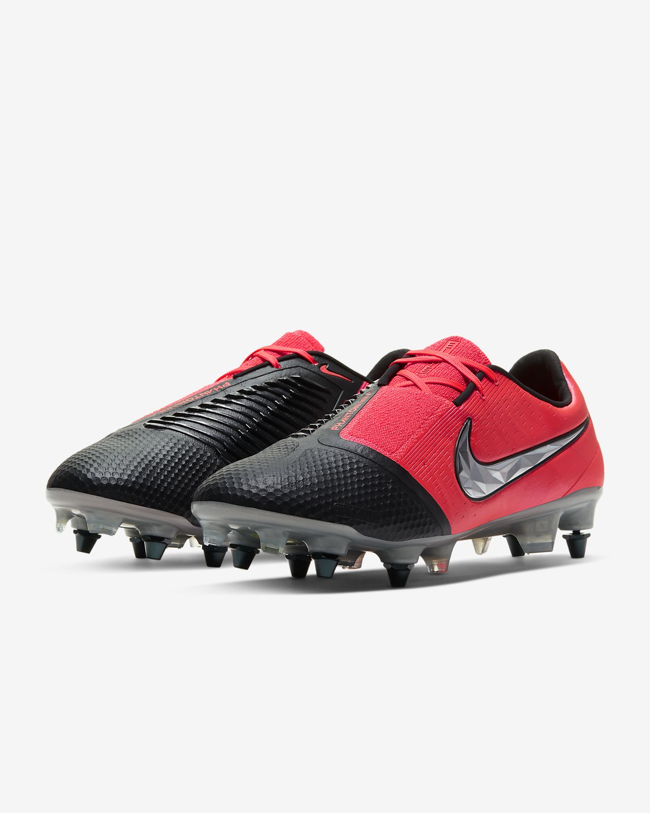 scarpe da calcio per terreni morbidi