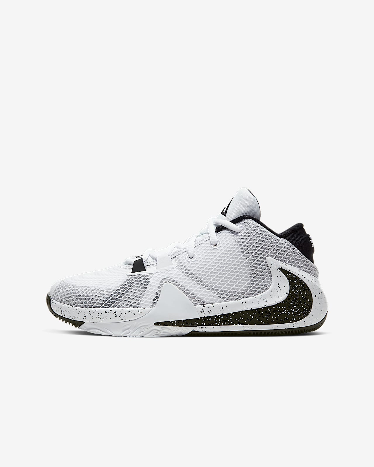 hoe vallen nike kinderschoenen