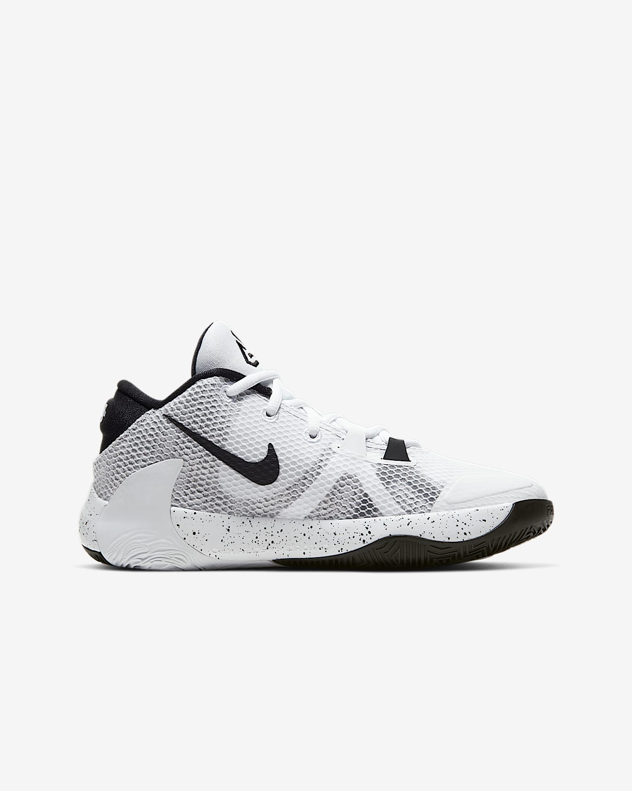 hoe vallen nike kinderschoenen