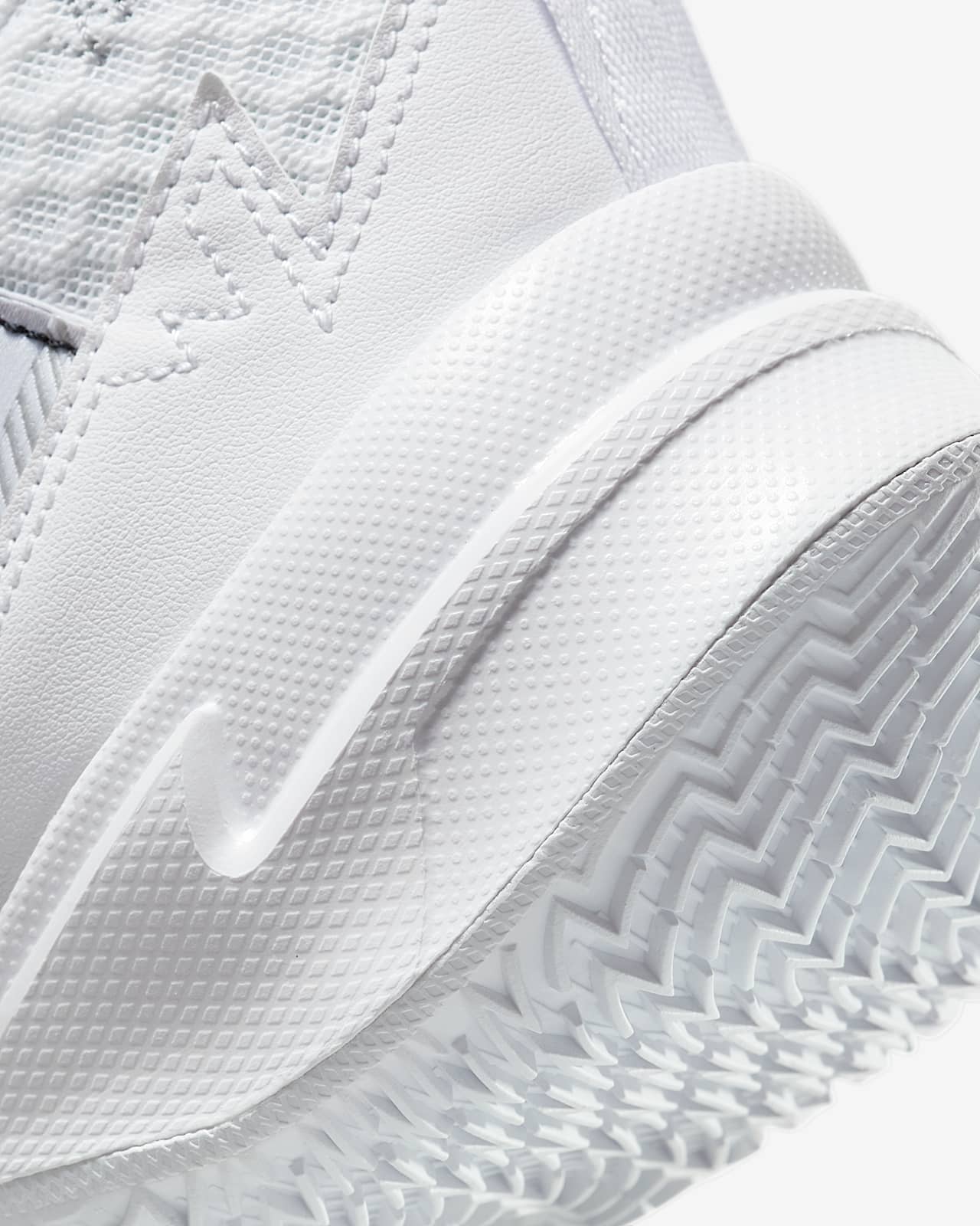 mens basketball shoes online