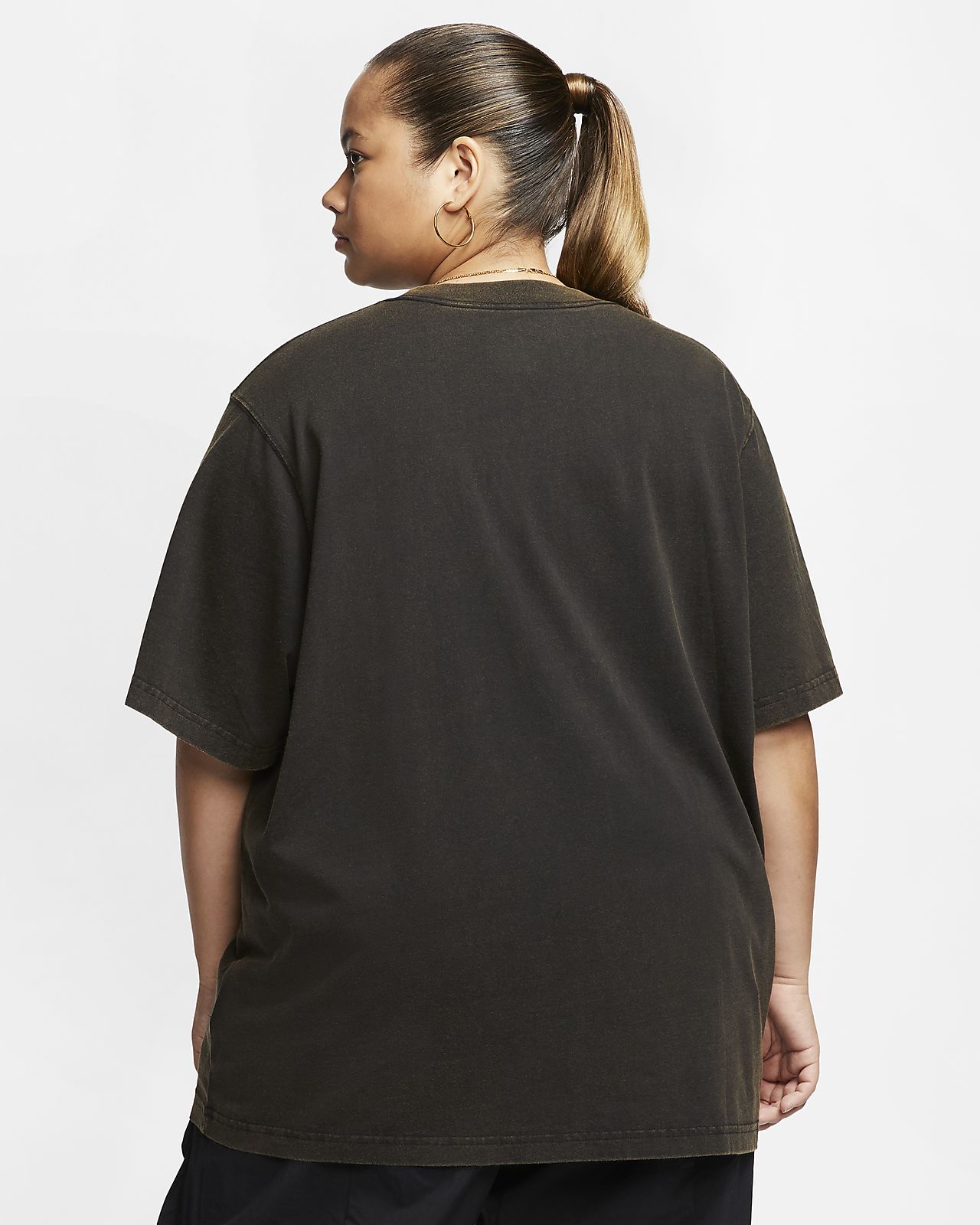 nike shirt oversized