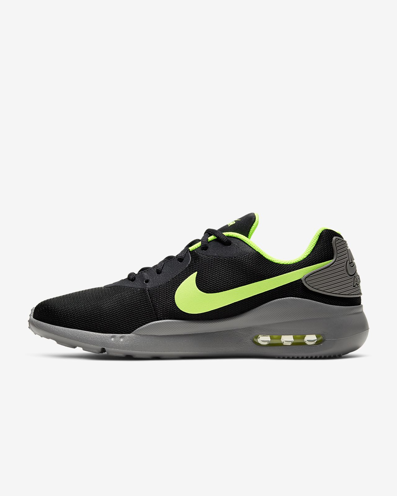 nike air max oketo men's trainers