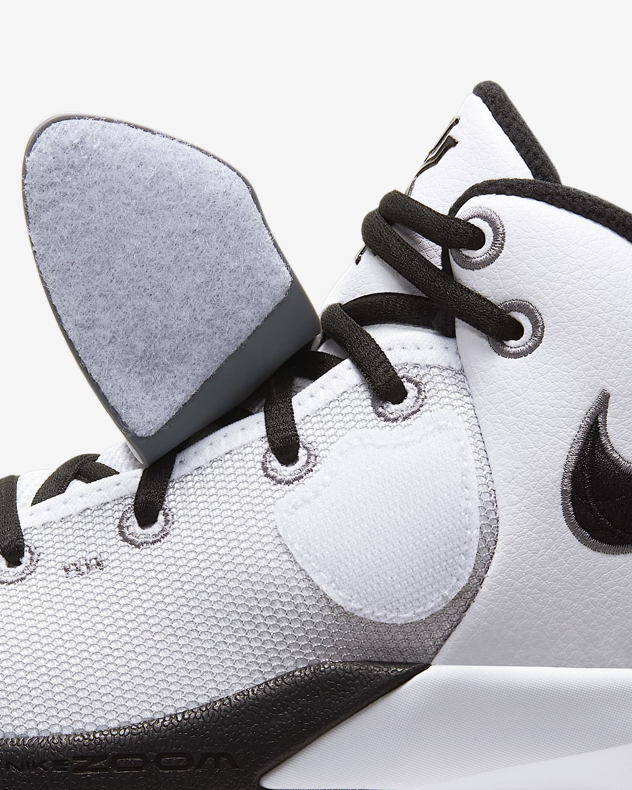 Kyrie Flytrap 3 Basketball Shoe. Nike HU Kyrie Flytrap 3 Basketball Shoe. Nike LU