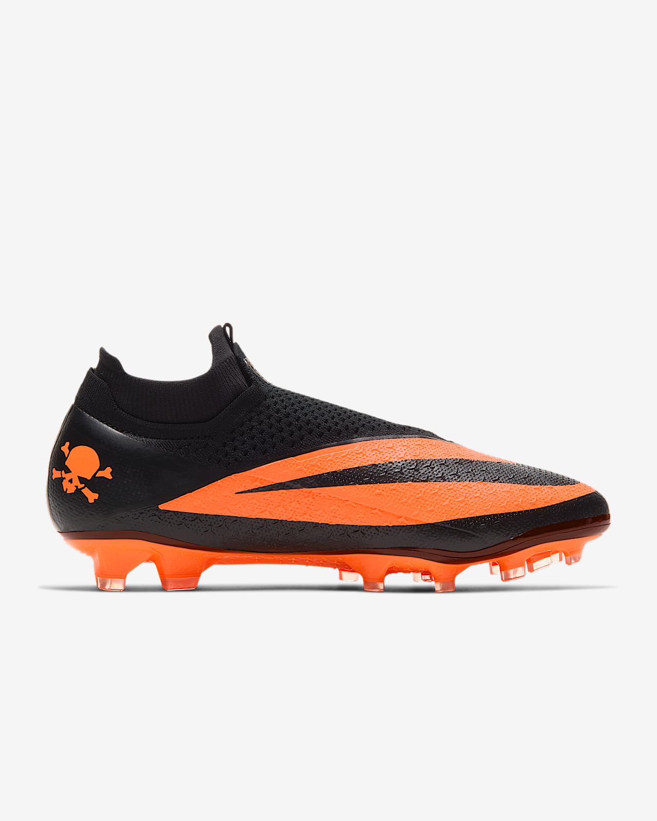 nike crampons hypervenom