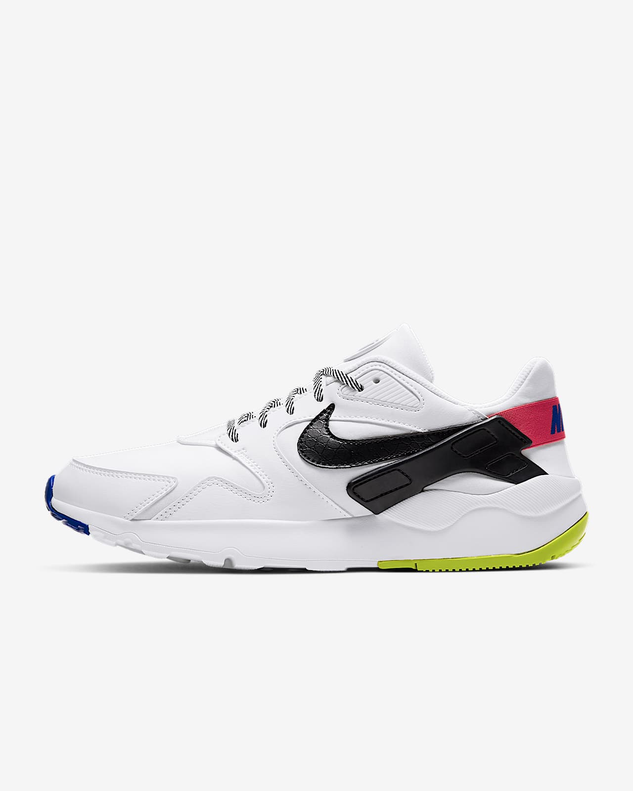 nike stretch shoes
