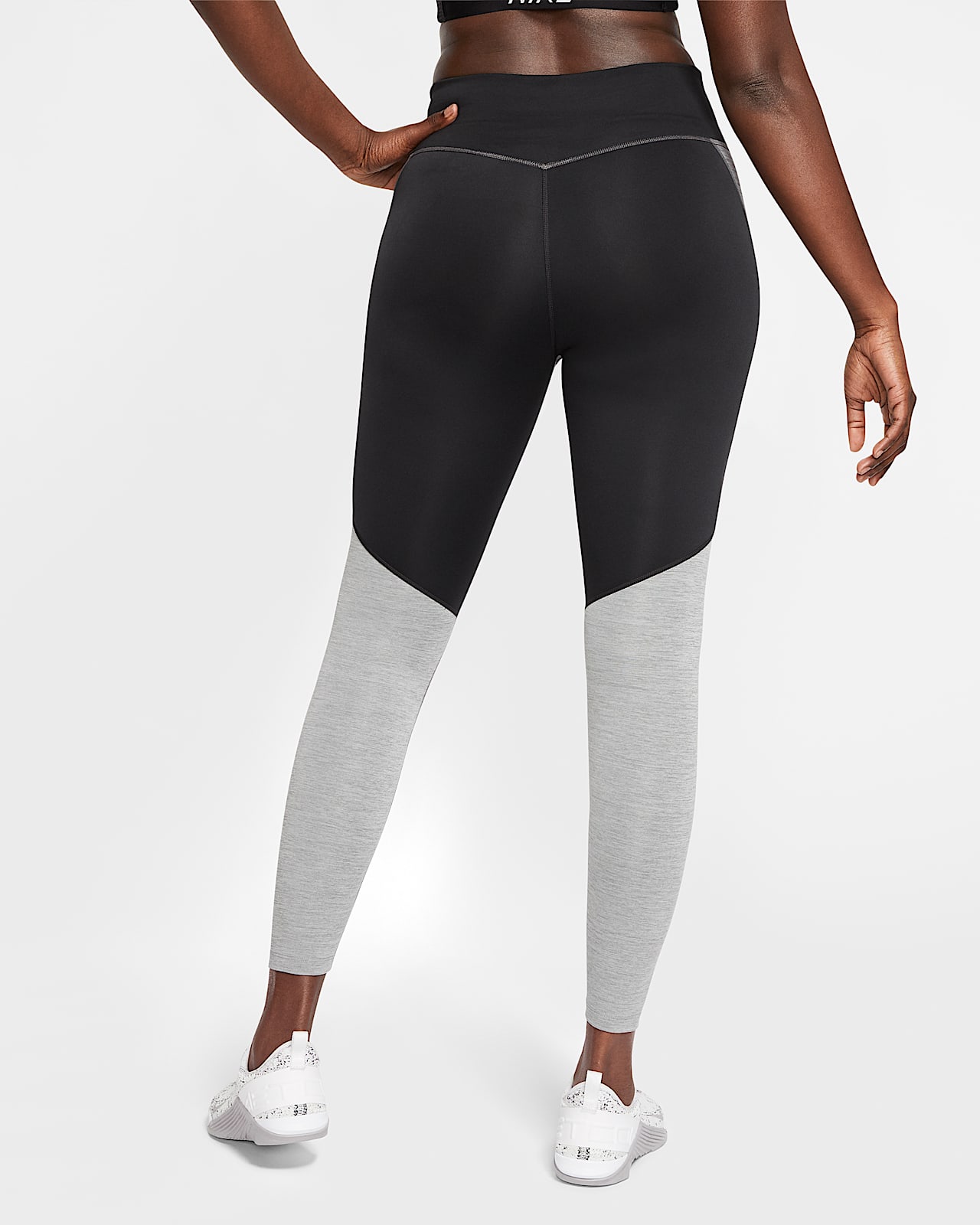Nike One Damen Tights mit halbhohem Bund. Nike DE Nike One Damen Tights mit halbhohem Bund. Nike DE