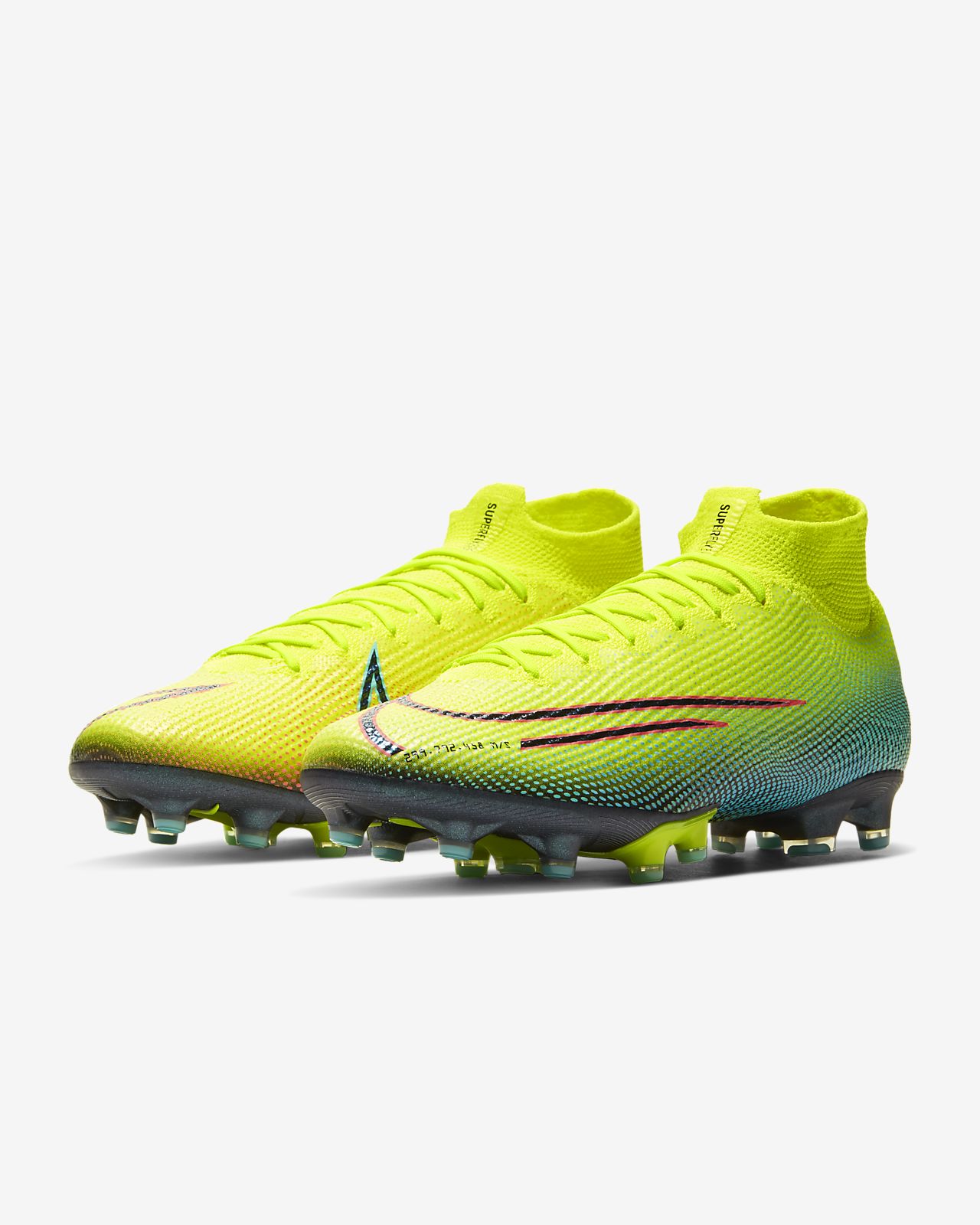 chaussures à crampons nike