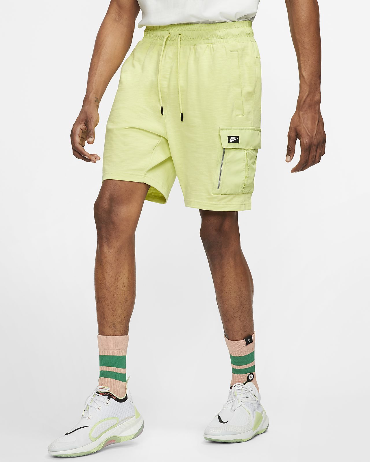 mens short shorts nike