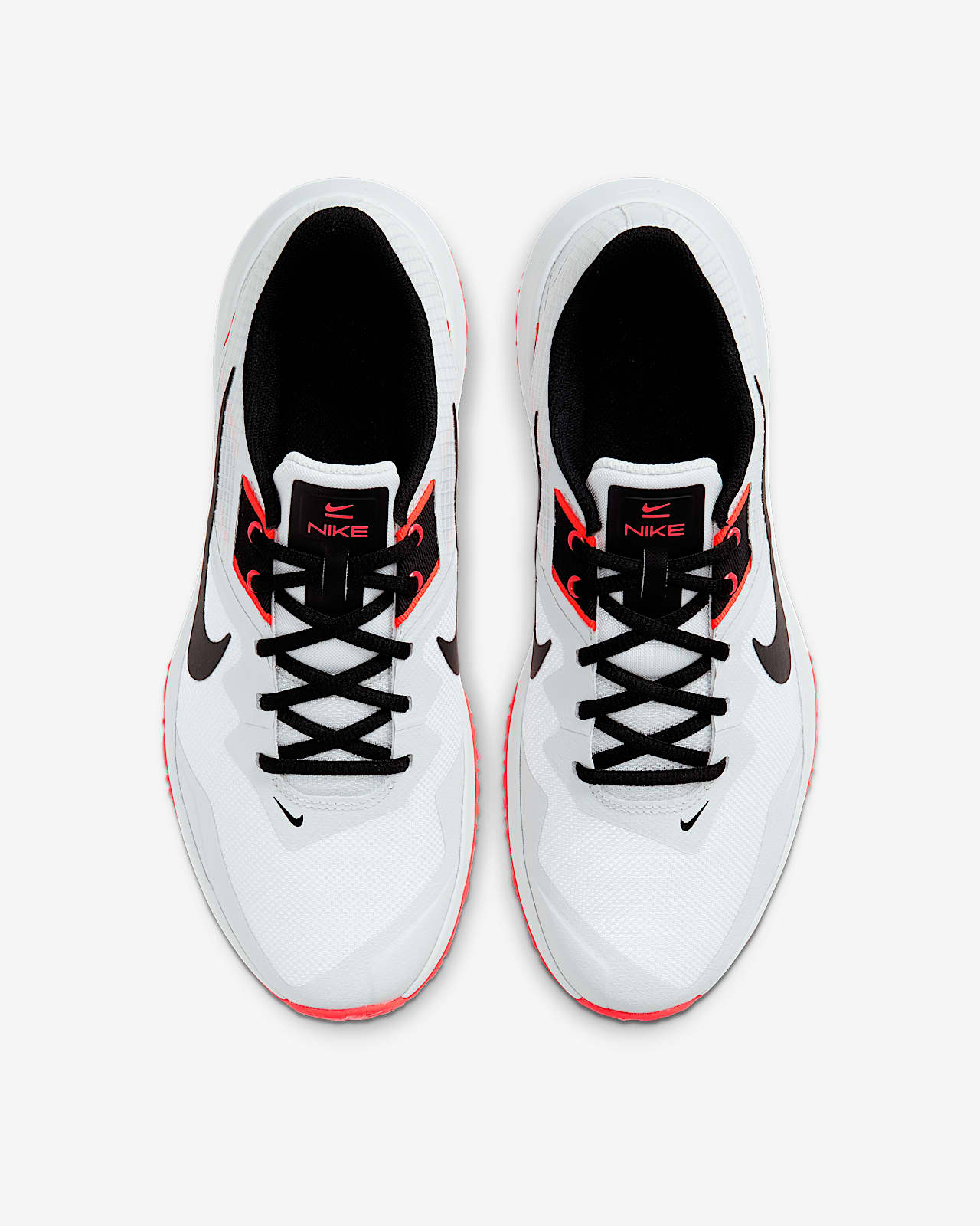 nike varsity compete trainer shoes