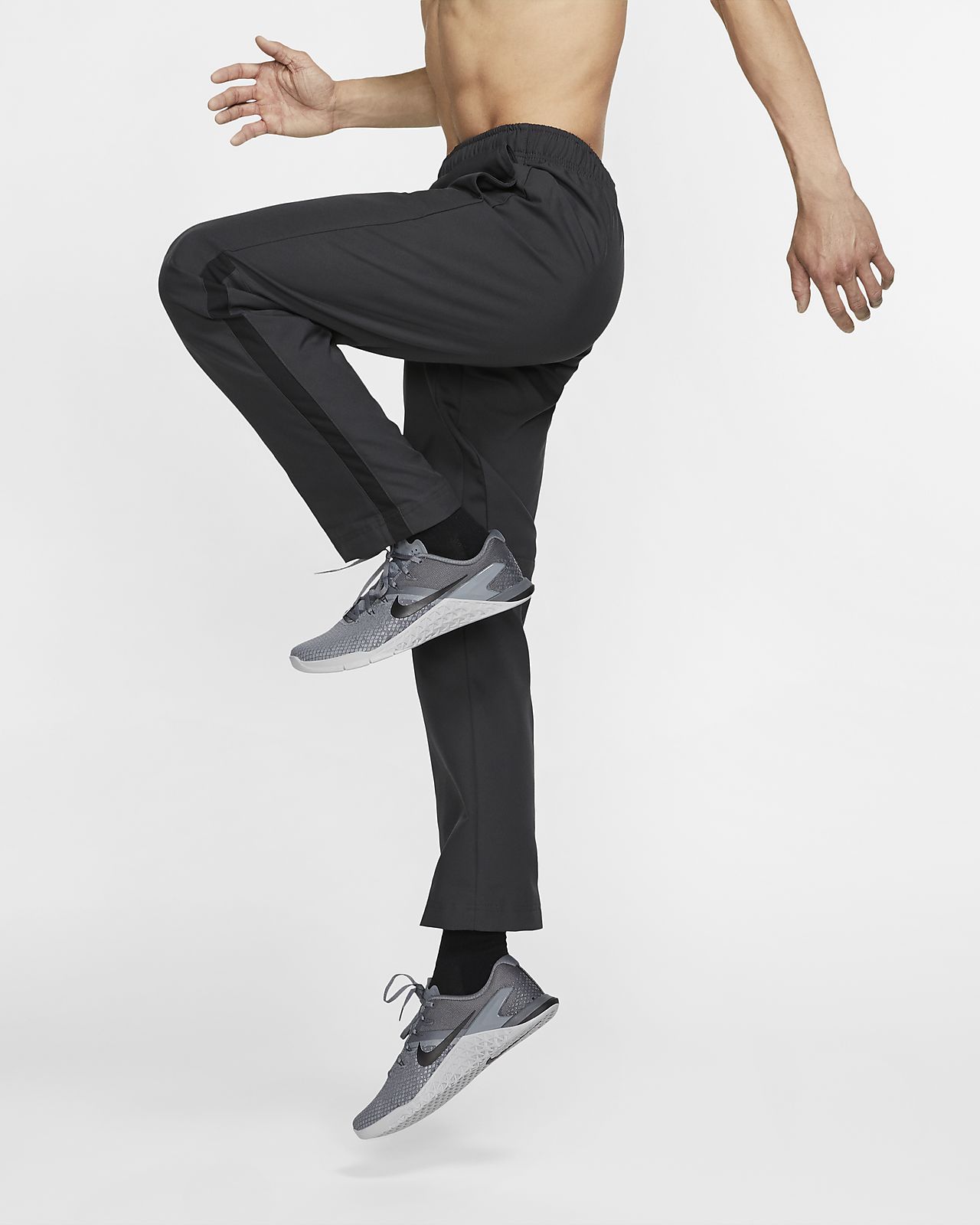 nike training therma track pants