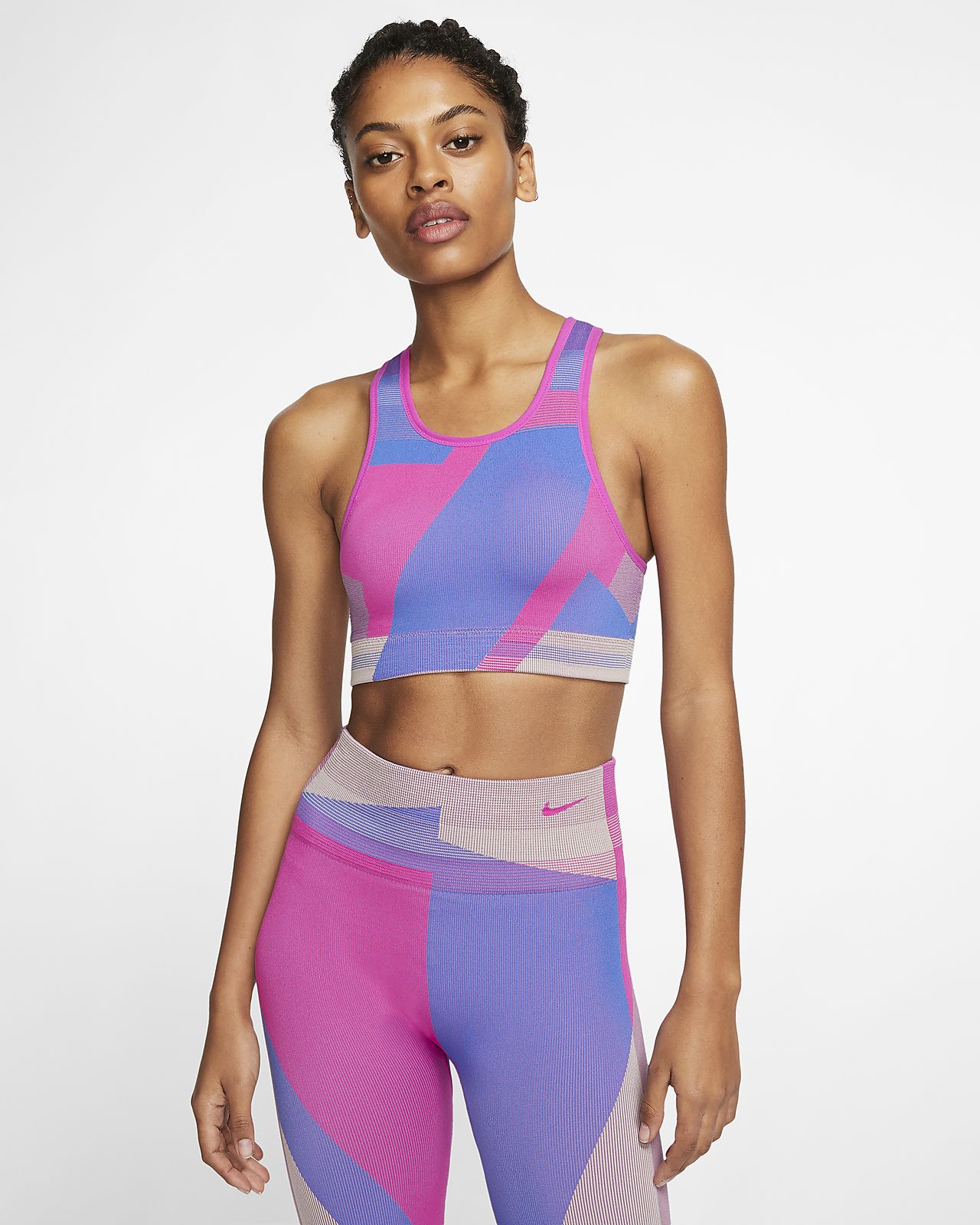 nike seamless light support sports bra