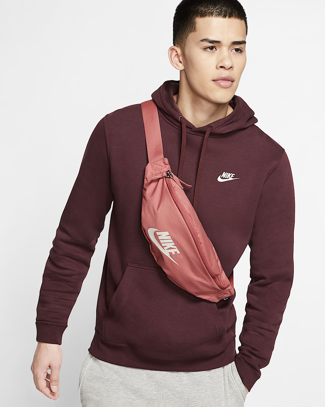 hip pack nike sportswear heritage