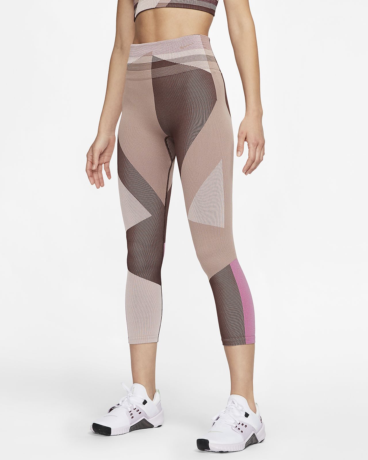 nike training sculpt legging in black