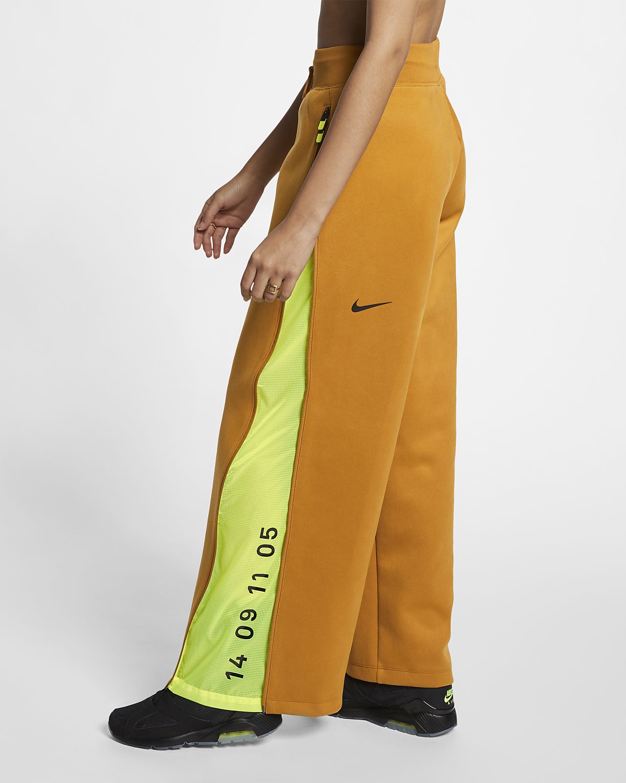 nike yellow trousers