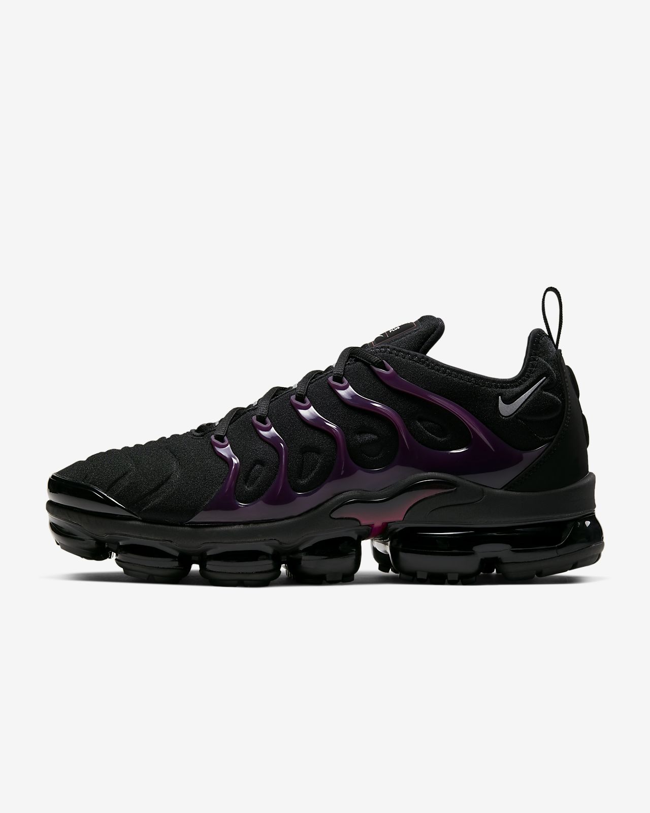 ÐÑжÑкие кÑоÑÑовки Nike Air VaporMax Plus. Nike RU
