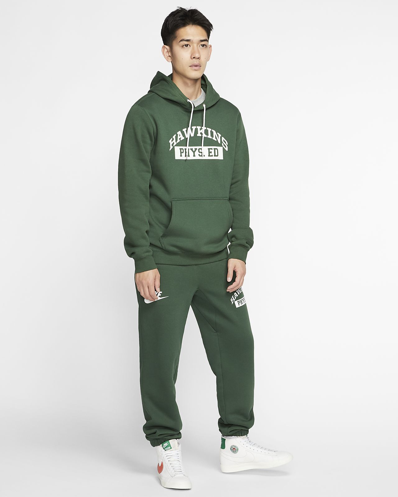 nike hoodie and pants