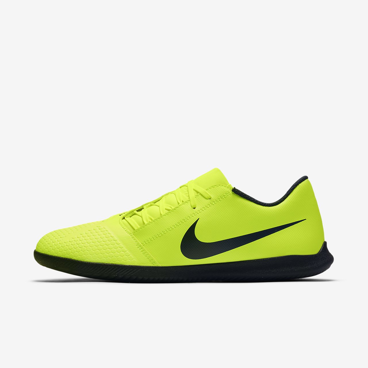 nike phantom club