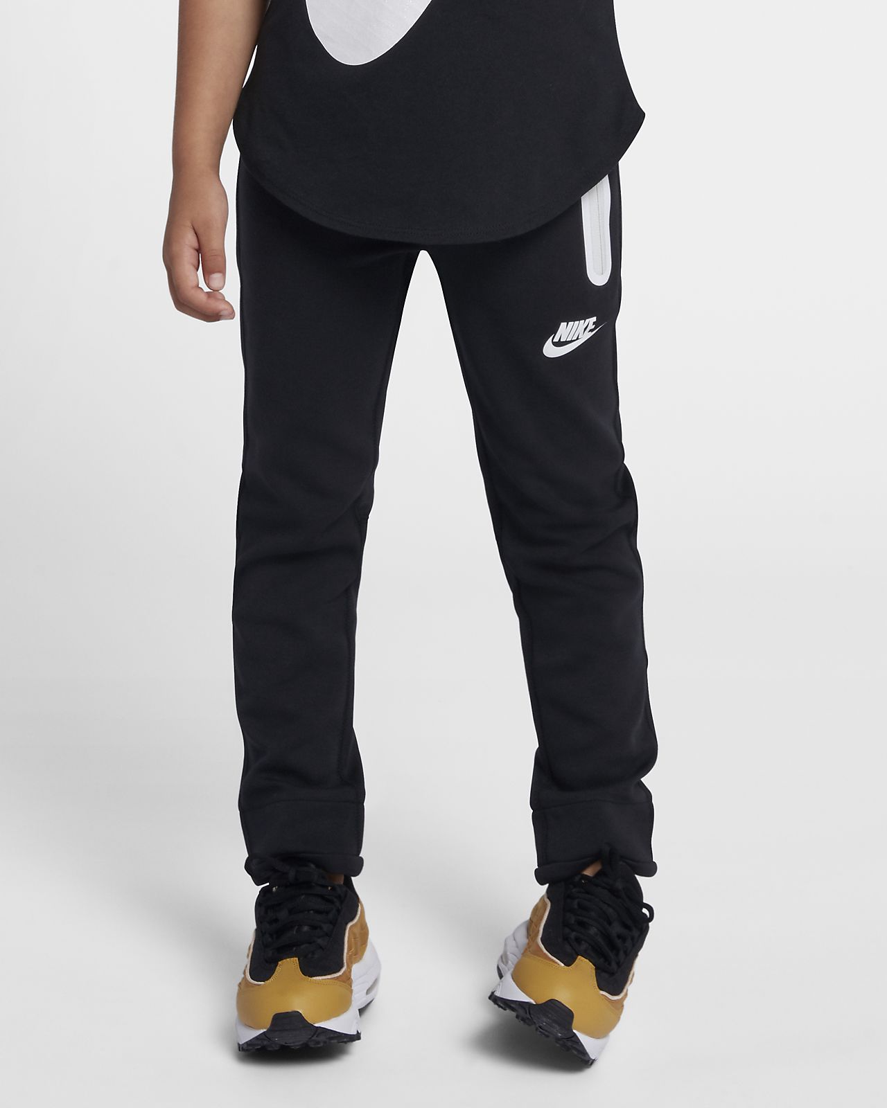 Nike Sportswear Tech Fleece Younger Kids' Trousers. Nike GB