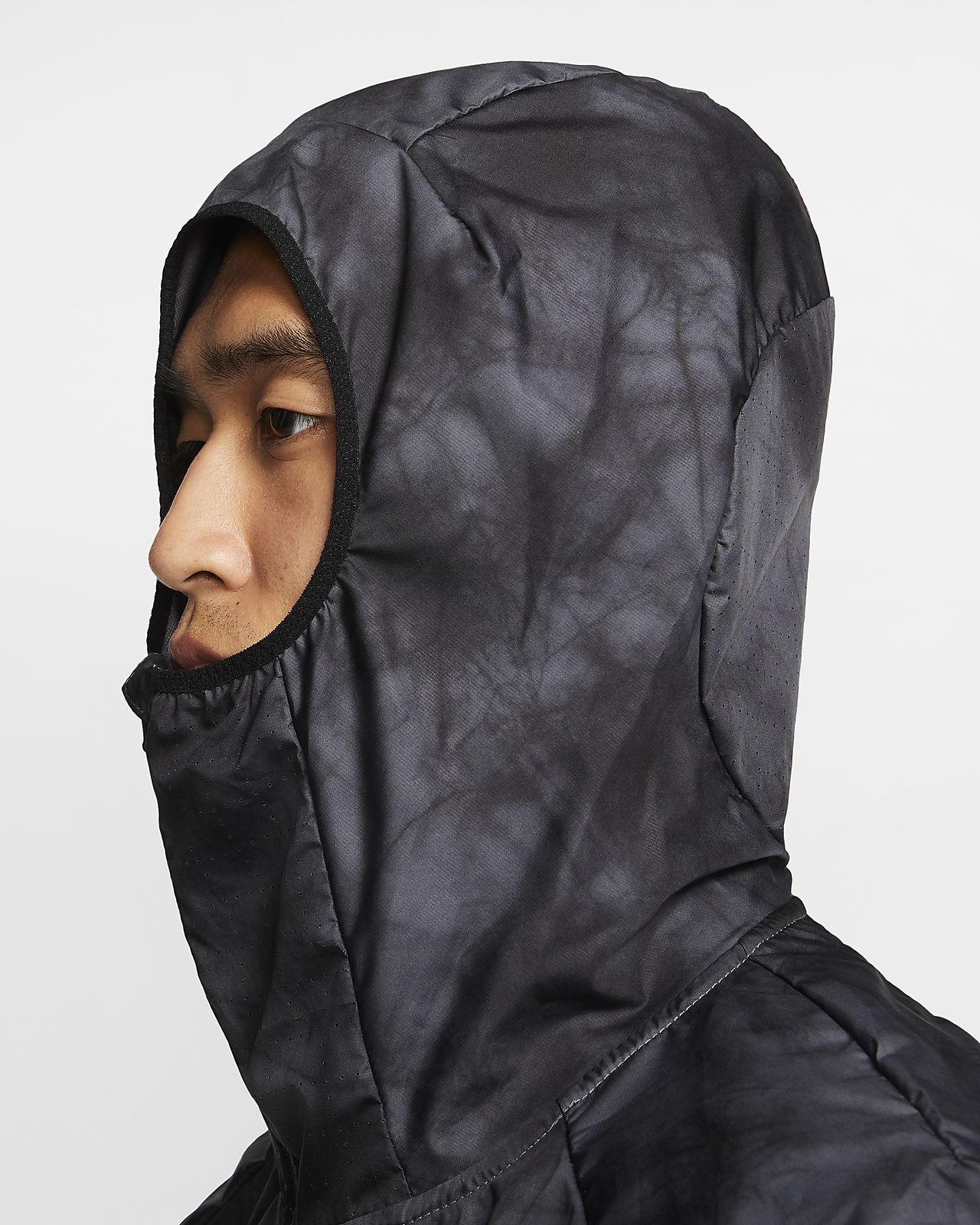 nike running essential core jacket