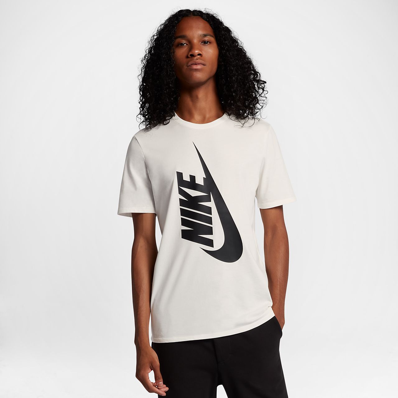 NikeLab Essentials Men's T-Shirt. Nike SG