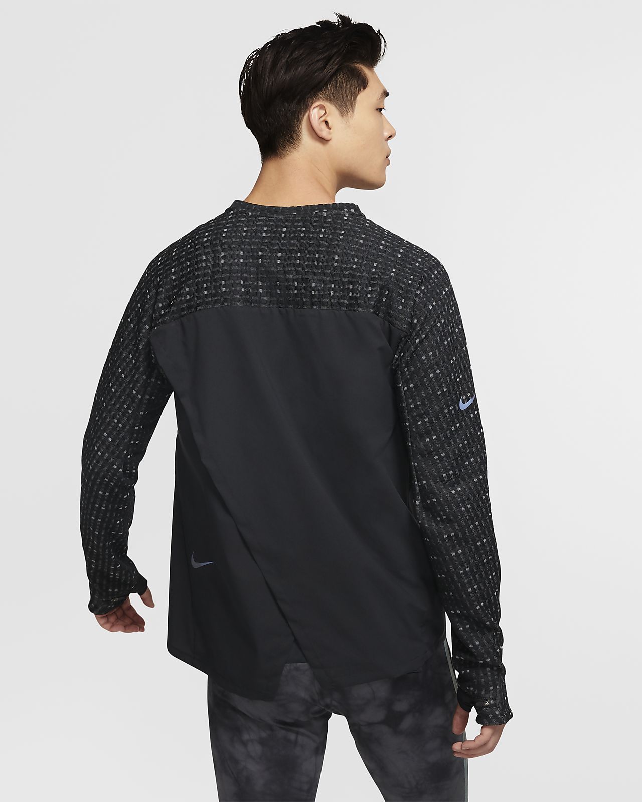 nike tech tee