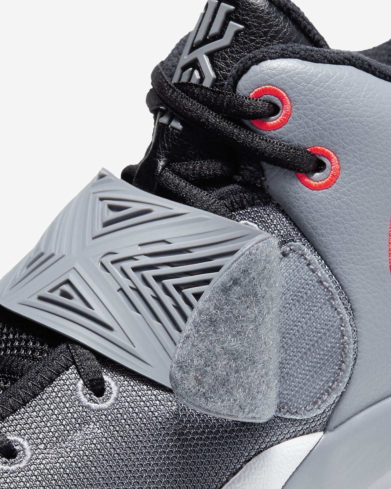 kyrie flytrap white and silver