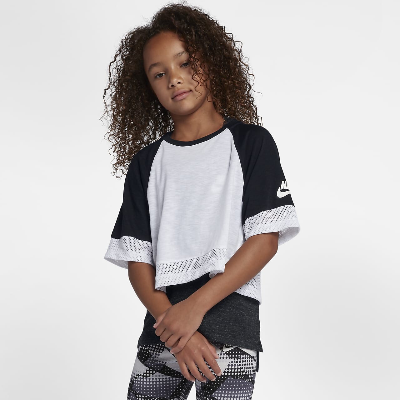 Nike Sportswear Older Kids' (Girls') Short-Sleeve Crop Top
