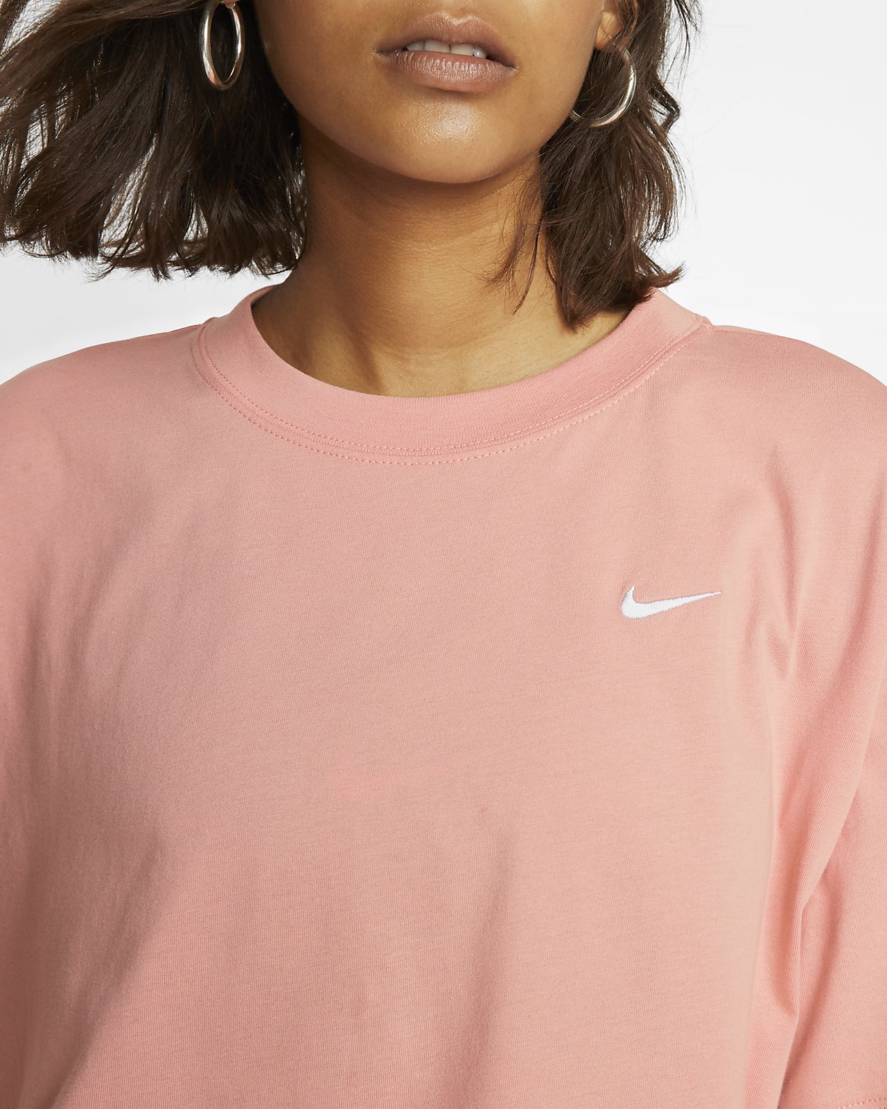 nike sportswear essential top
