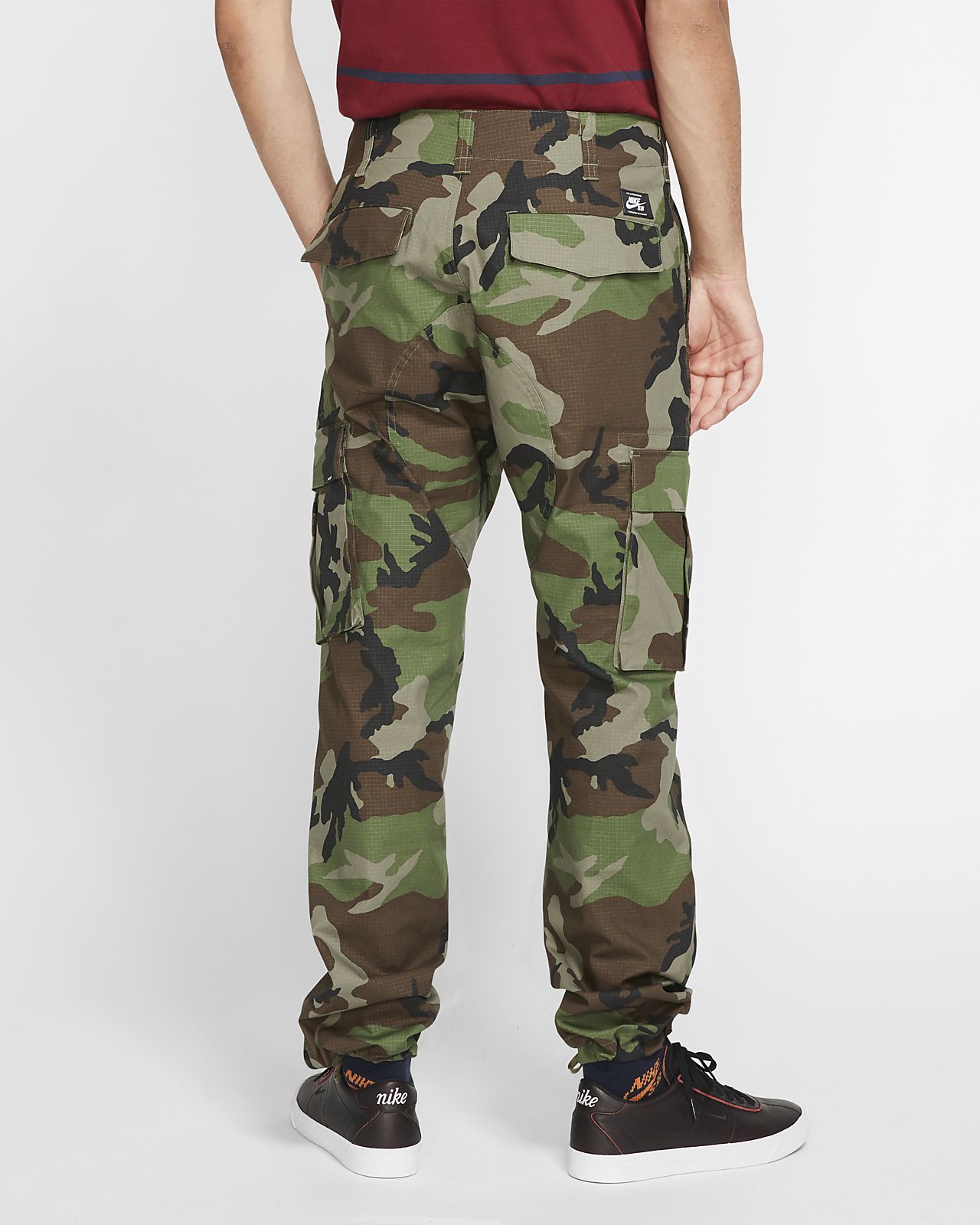 nike camo cargo pants