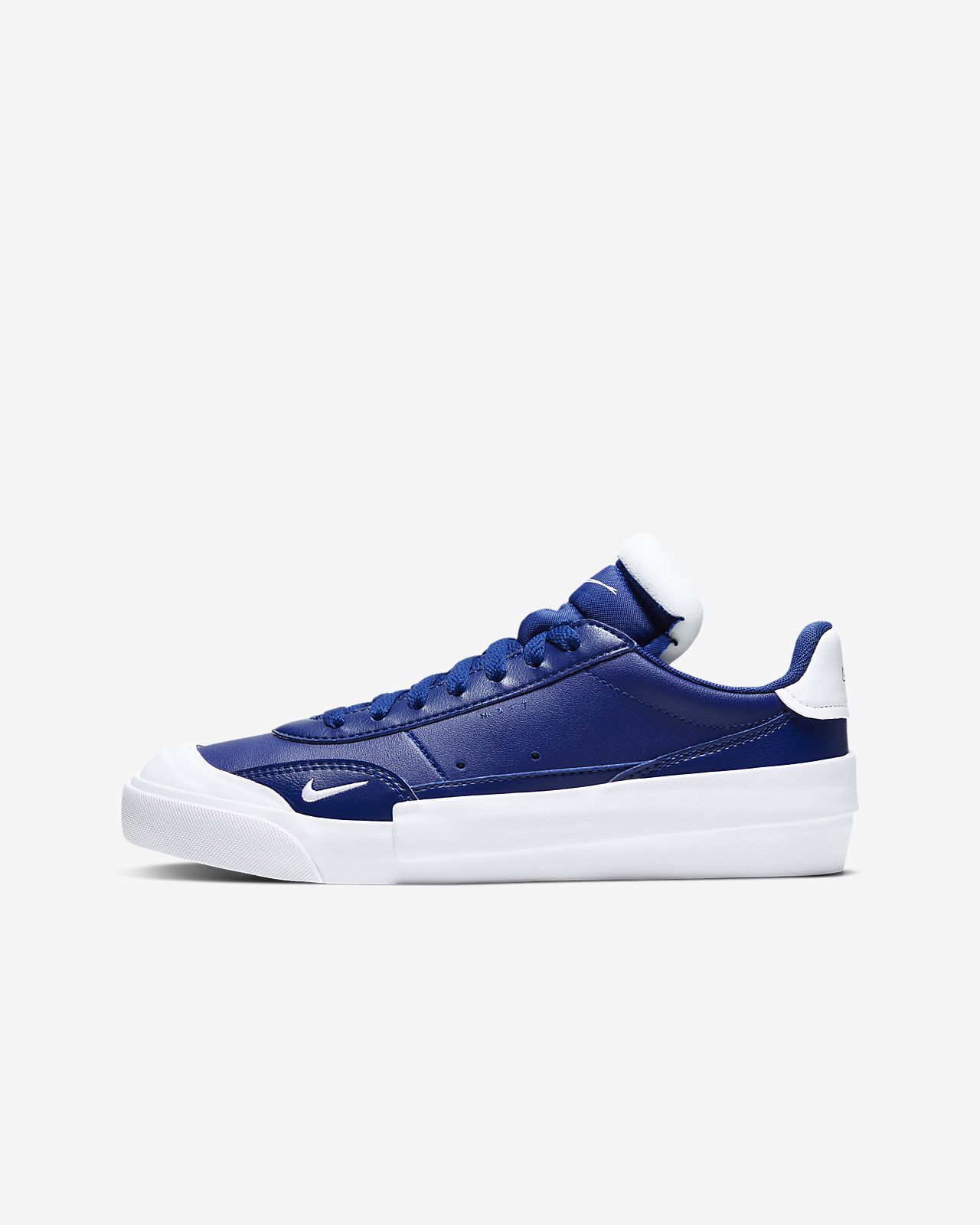 nike older kids shoes