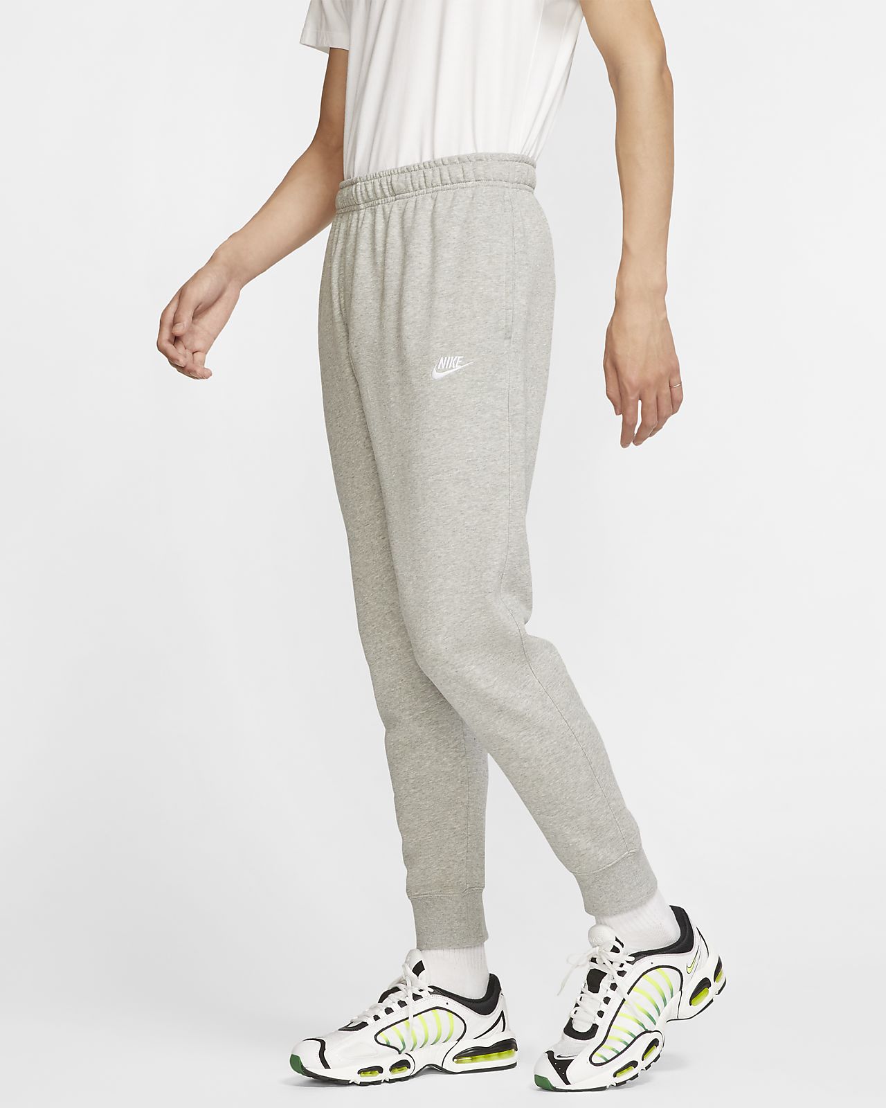 tenue jogging nike