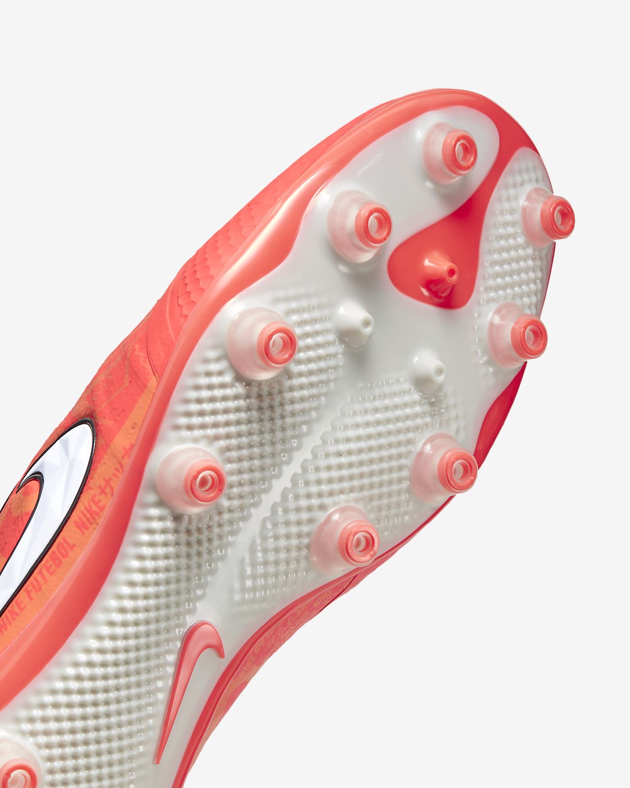 Nike Hypervenom Phantom Ii Men 's Football Training Shoes .